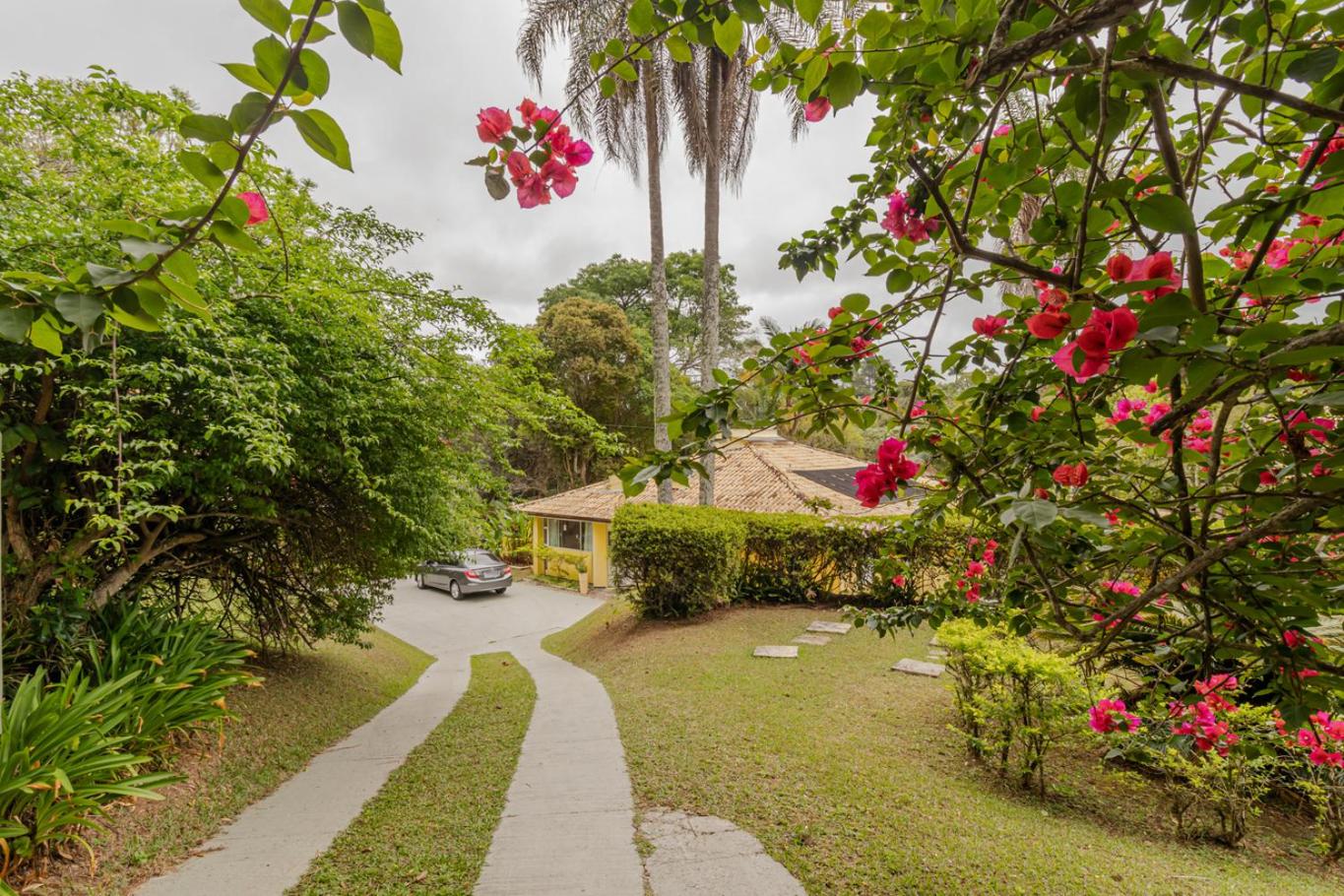Casa de Campo com Piscina, Lareira e Churrasqueira