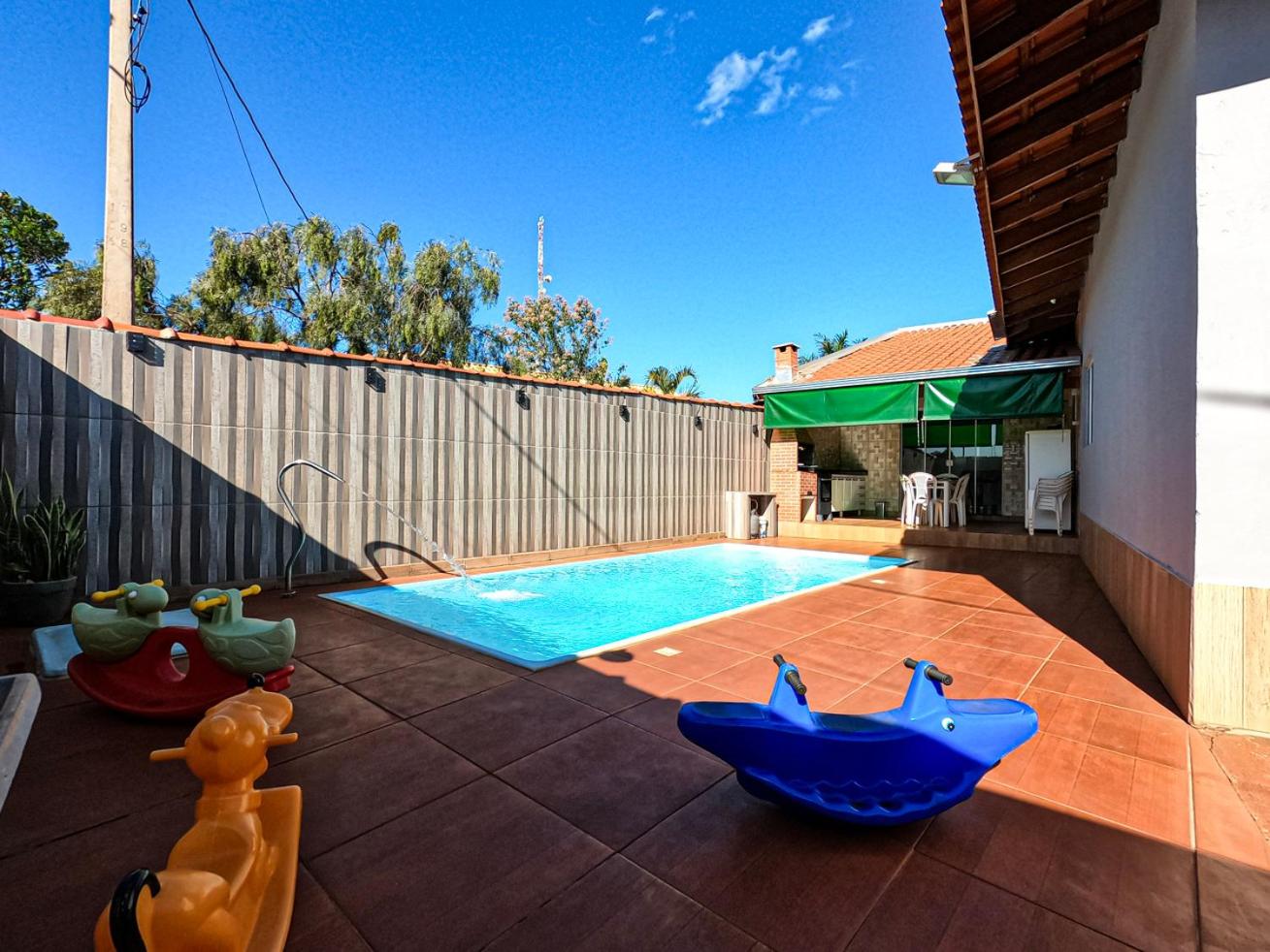 Casa c Piscina e Churrasqueira na Represa de Avare