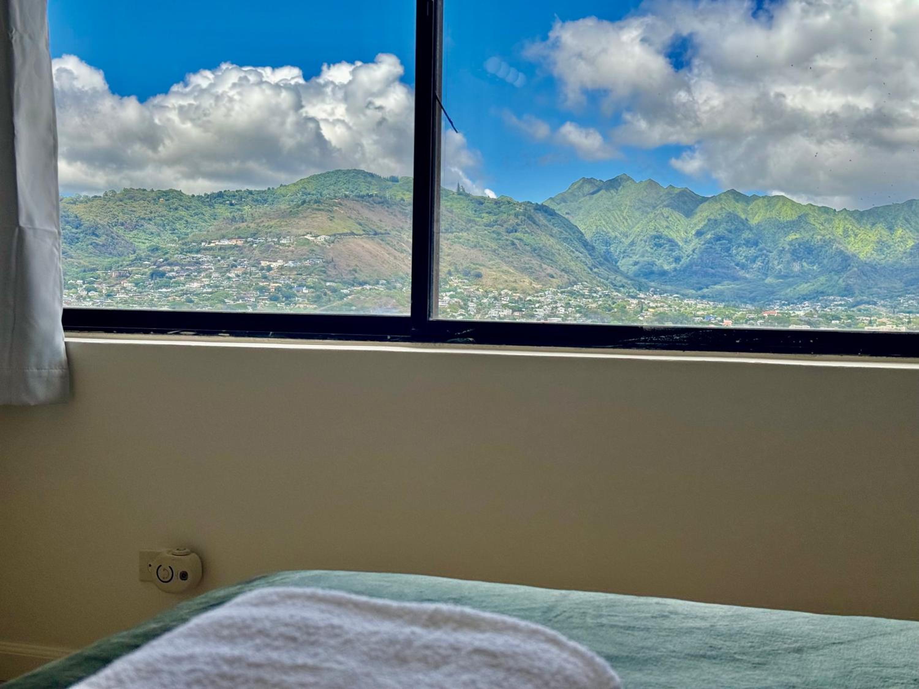 Waikiki Seaside Monarch Paradise Hotel Room Greenery Mountain View