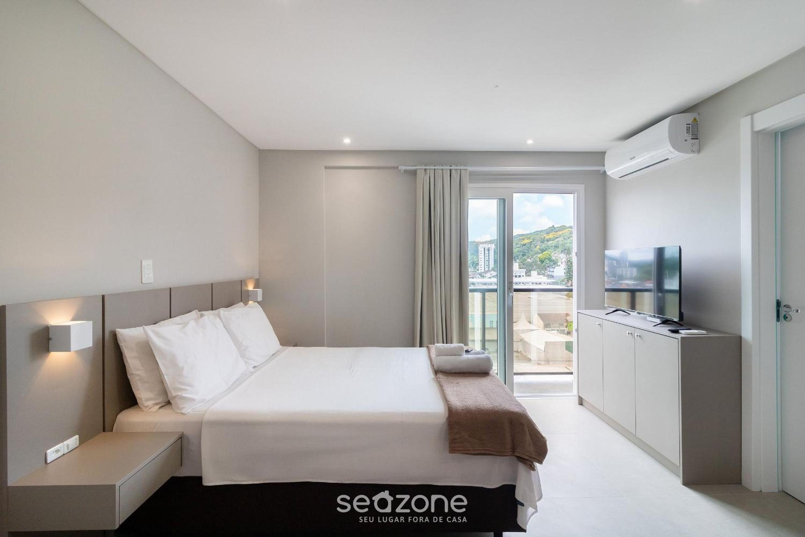 Your exclusive stay in Blumenau, 350m from Vila Germânica - OCNs