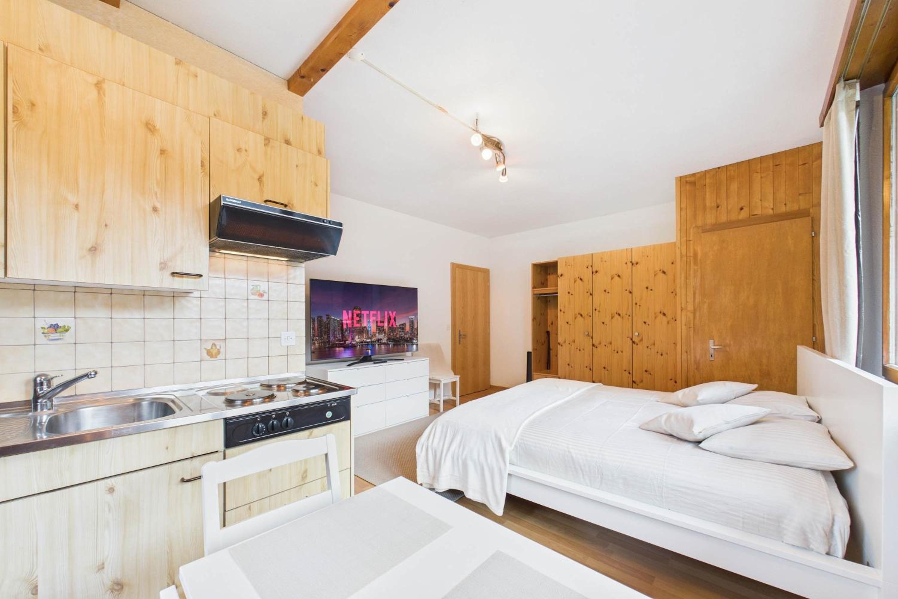 Comfortable studio with balcony and panoramic view