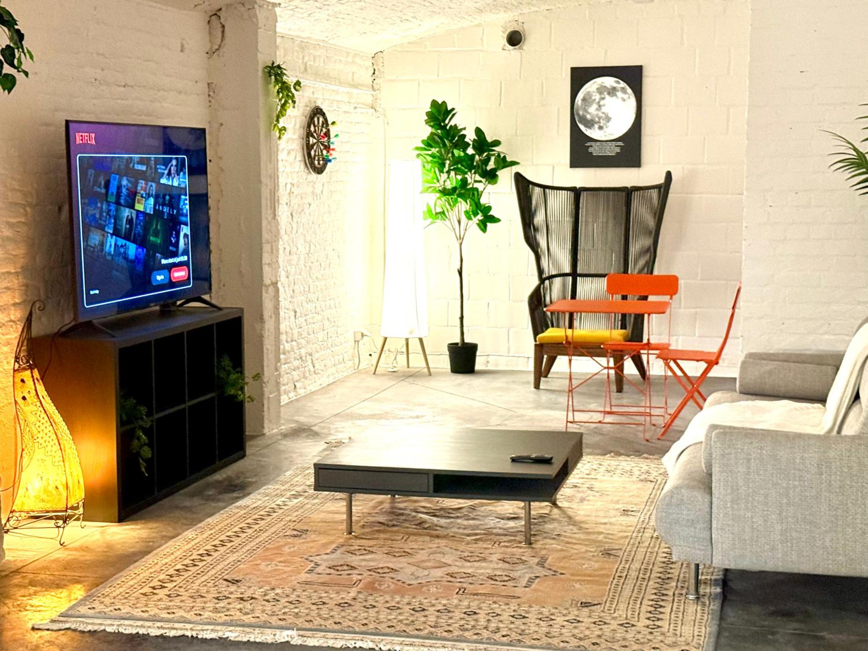 Spacious BXL Loft