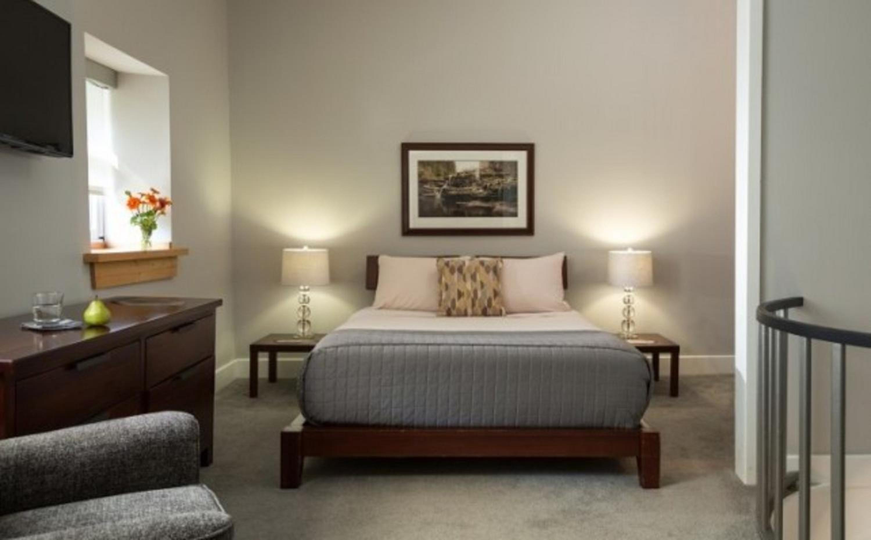 Ledges Hotel view 5