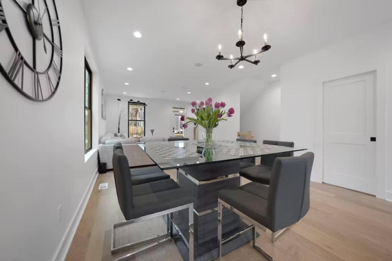 Jungle House Premier Residences - Downtown Columbus & Short North