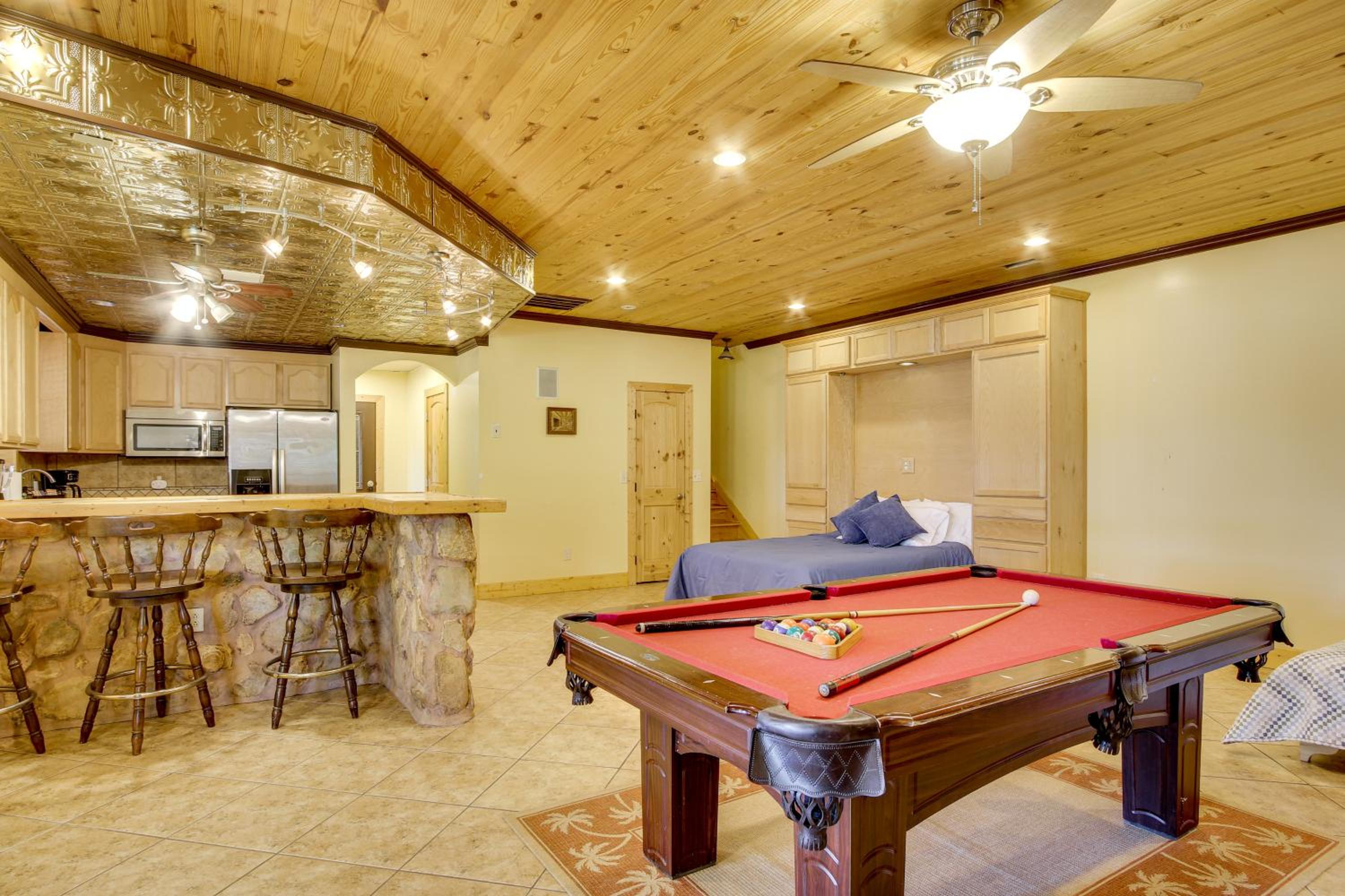 Lake Murray Retreat with Private Dock and Water Views!