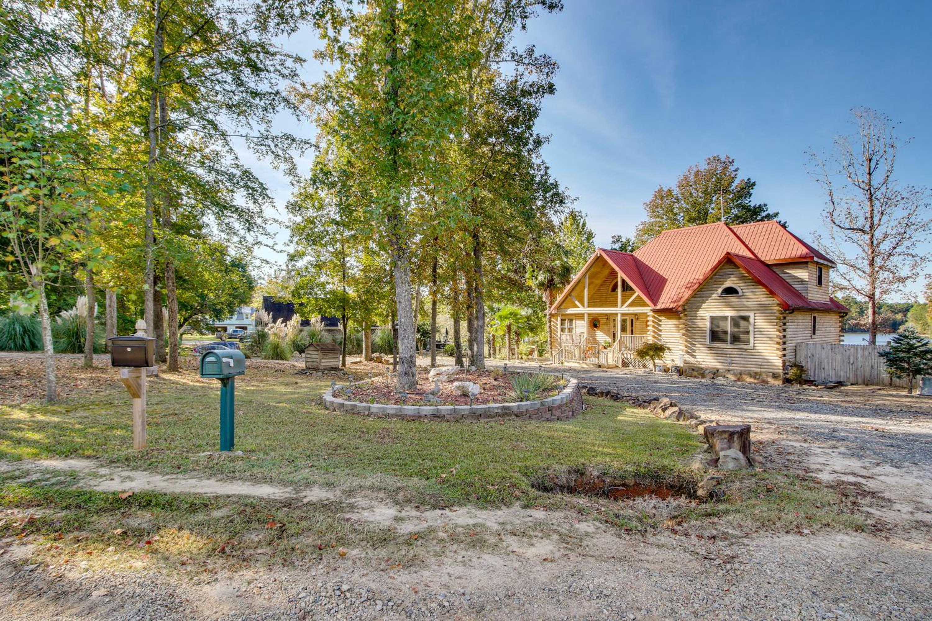 Lake Murray Retreat with Private Dock and Water Views!