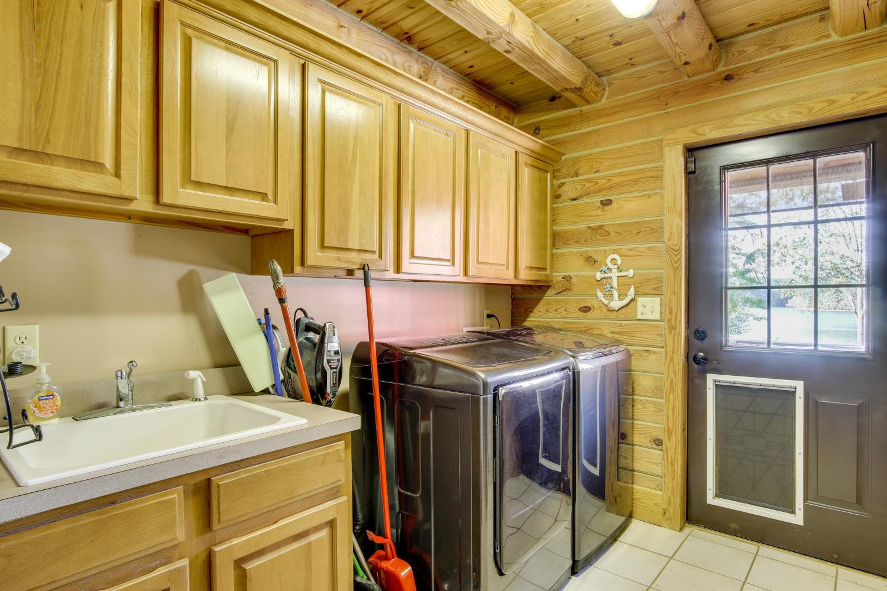 Lake Murray Retreat with Private Dock and Water Views!