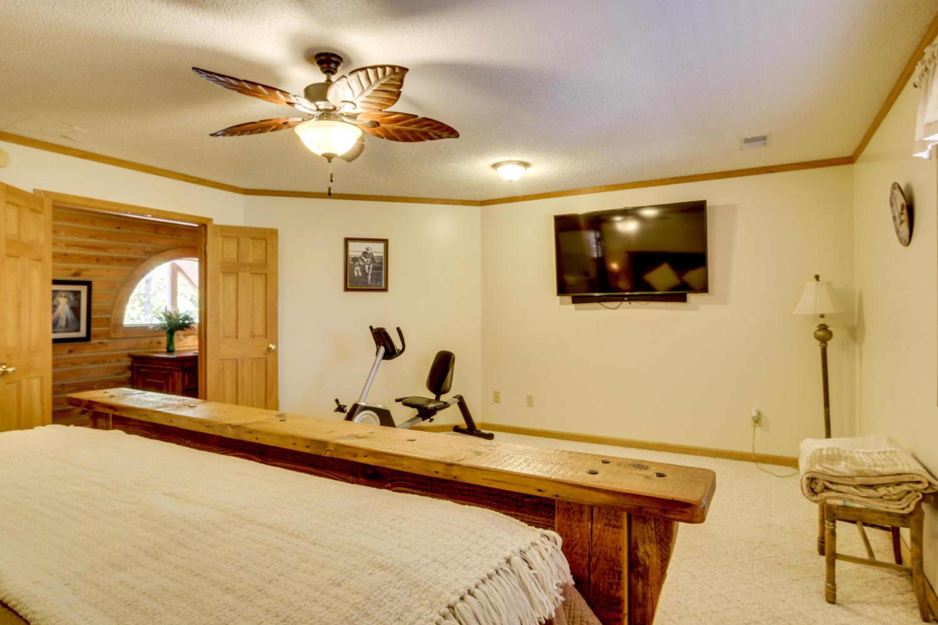 Lake Murray Retreat with Private Dock and Water Views!