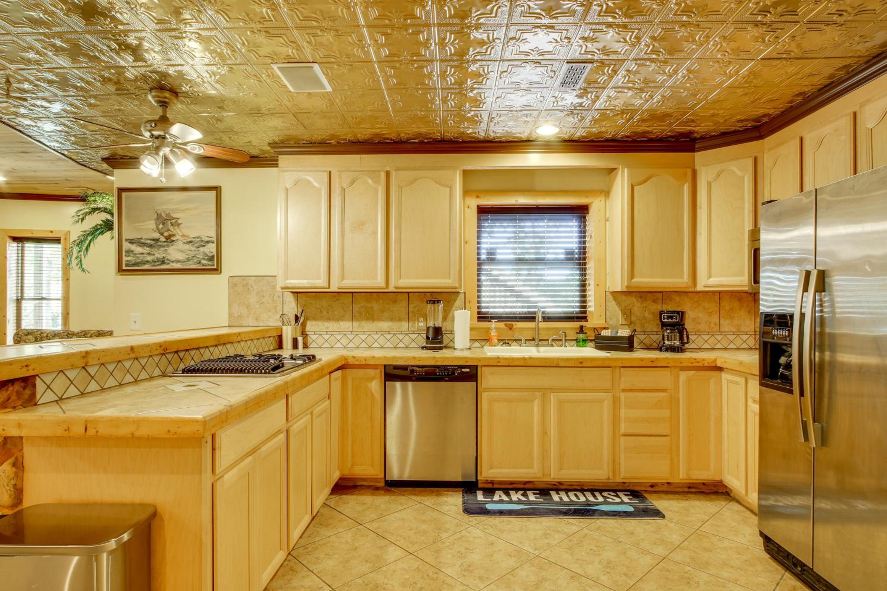 Lake Murray Retreat with Private Dock and Water Views!