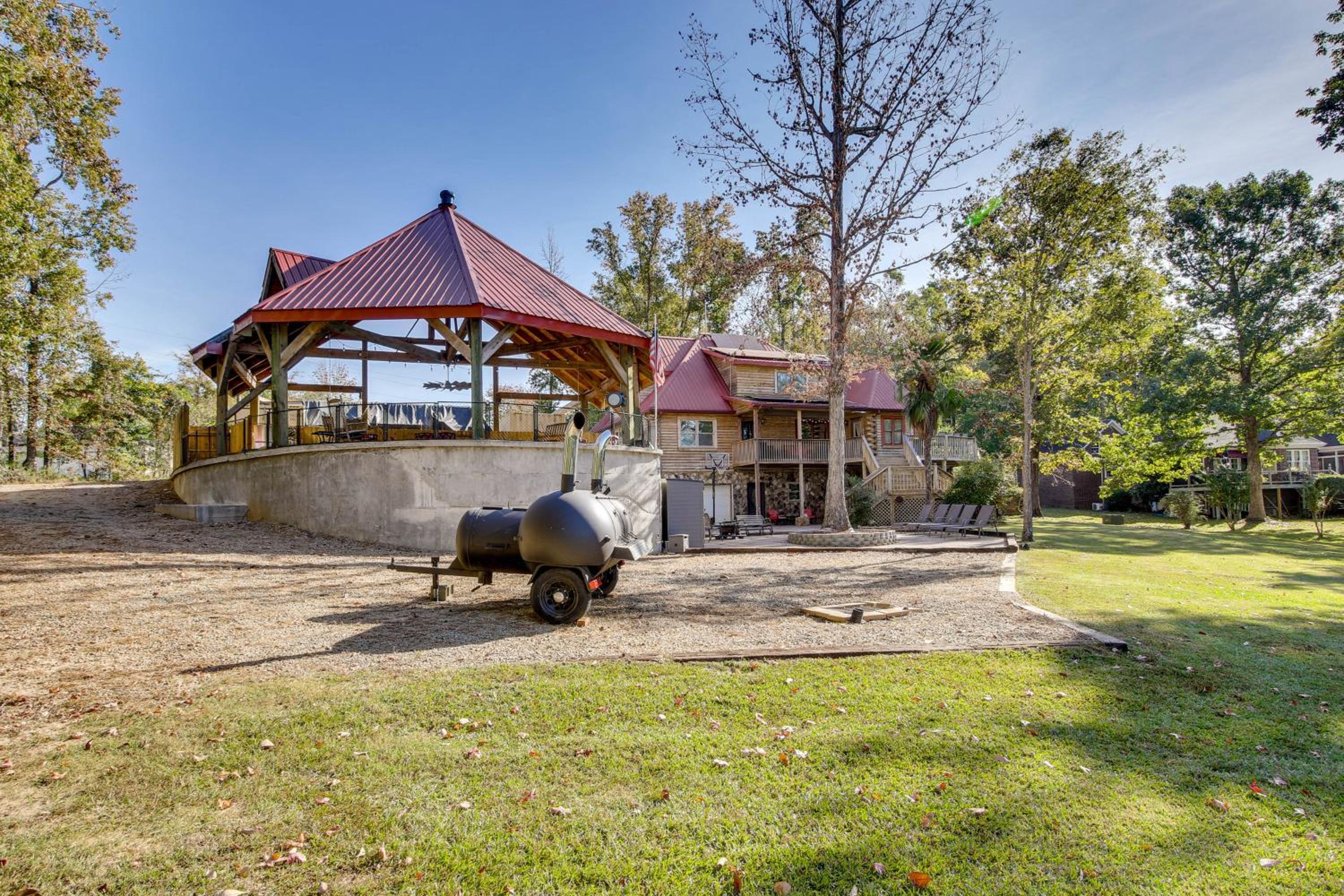 Lake Murray Retreat with Private Dock and Water Views!