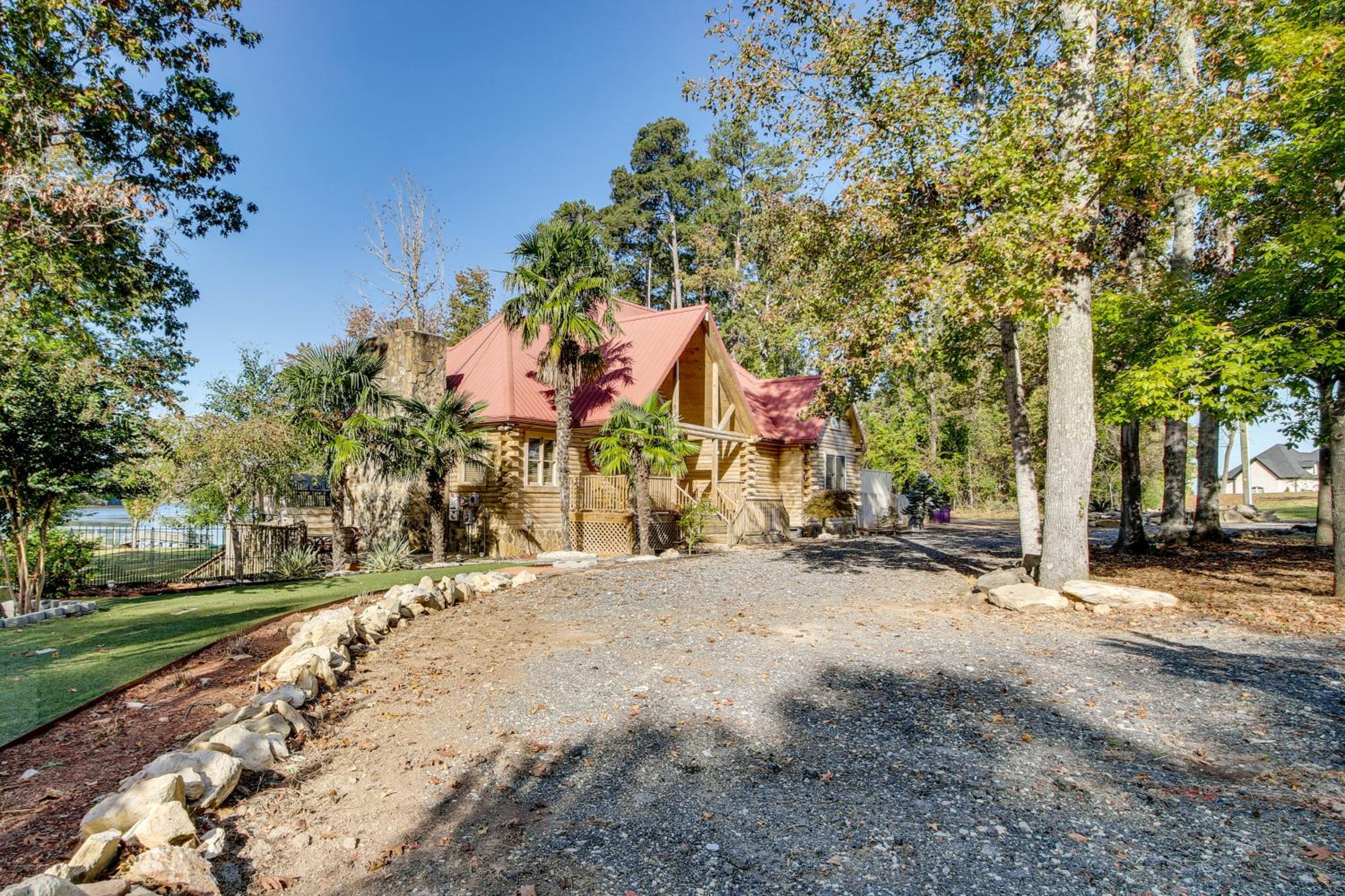 Lake Murray Retreat with Private Dock and Water Views!