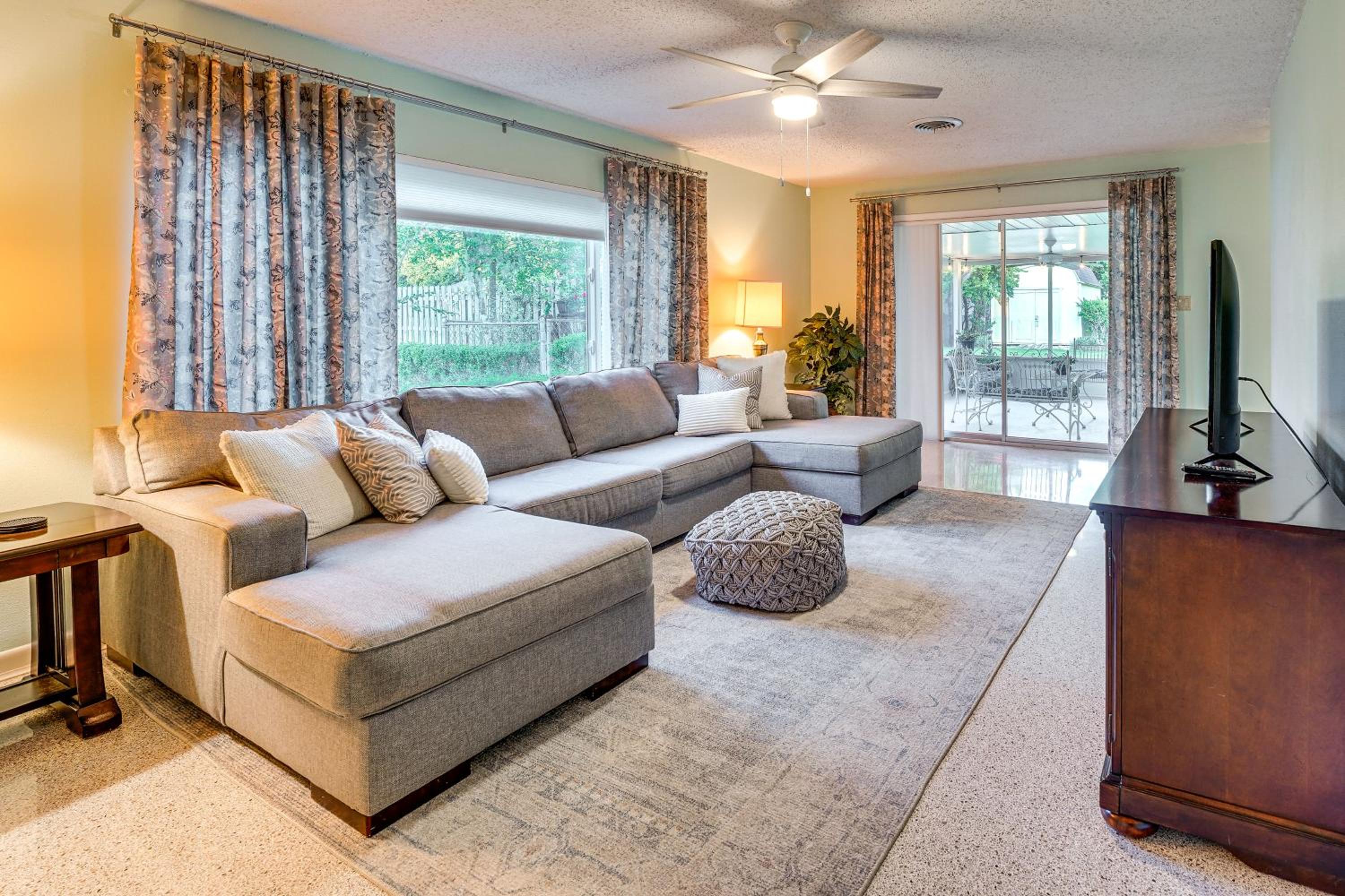 Walkable Historic District Gem 2 Mi to Dtwn Ocala