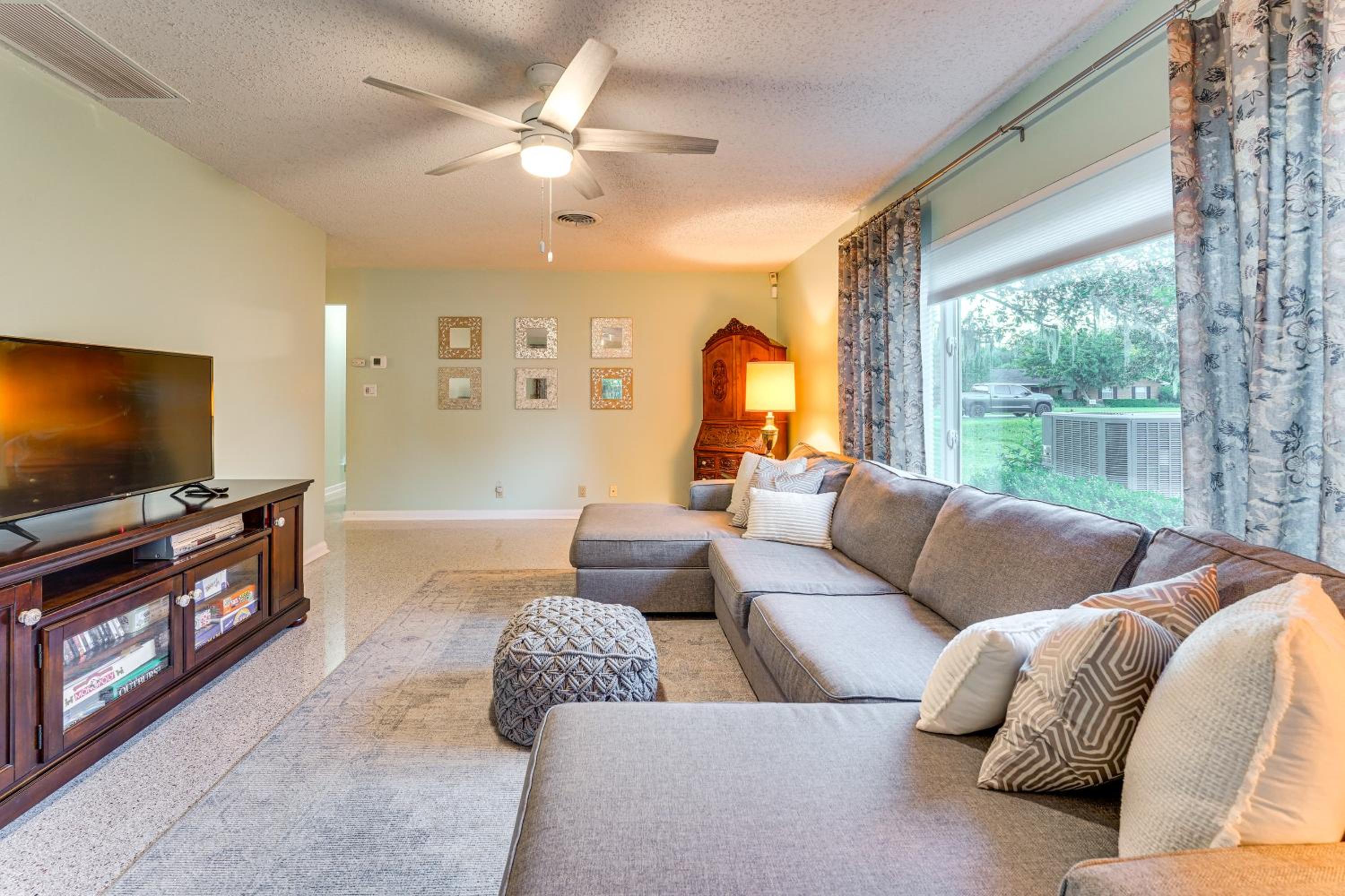 Walkable Historic District Gem 2 Mi to Dtwn Ocala