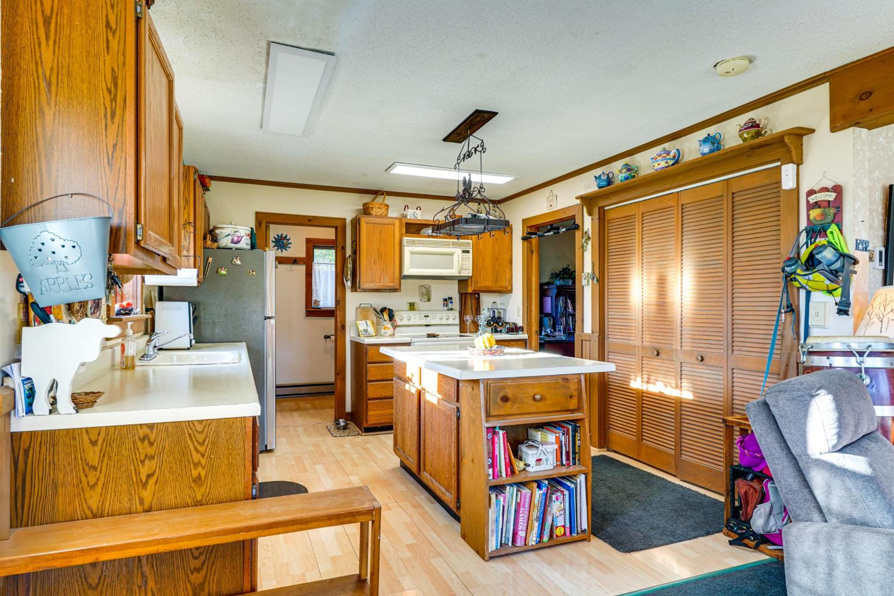 Relaxation Meets Upstate Adventure at Salem Home!