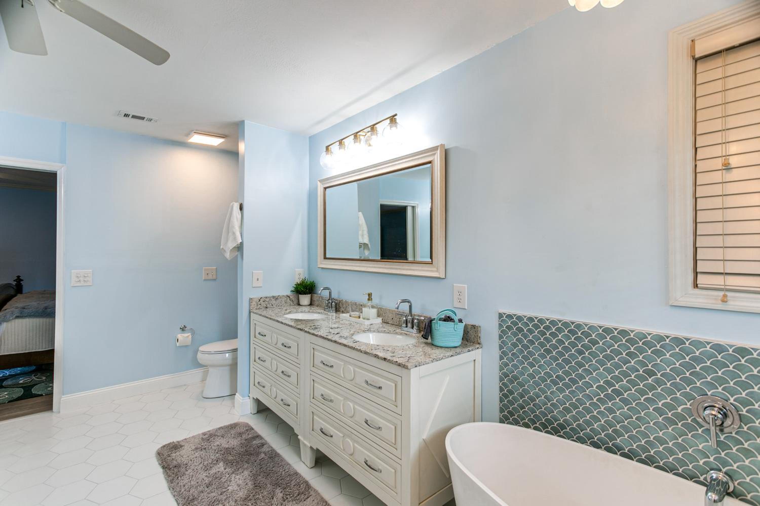 Near Beach! St Simons Island Gem in Golf Community