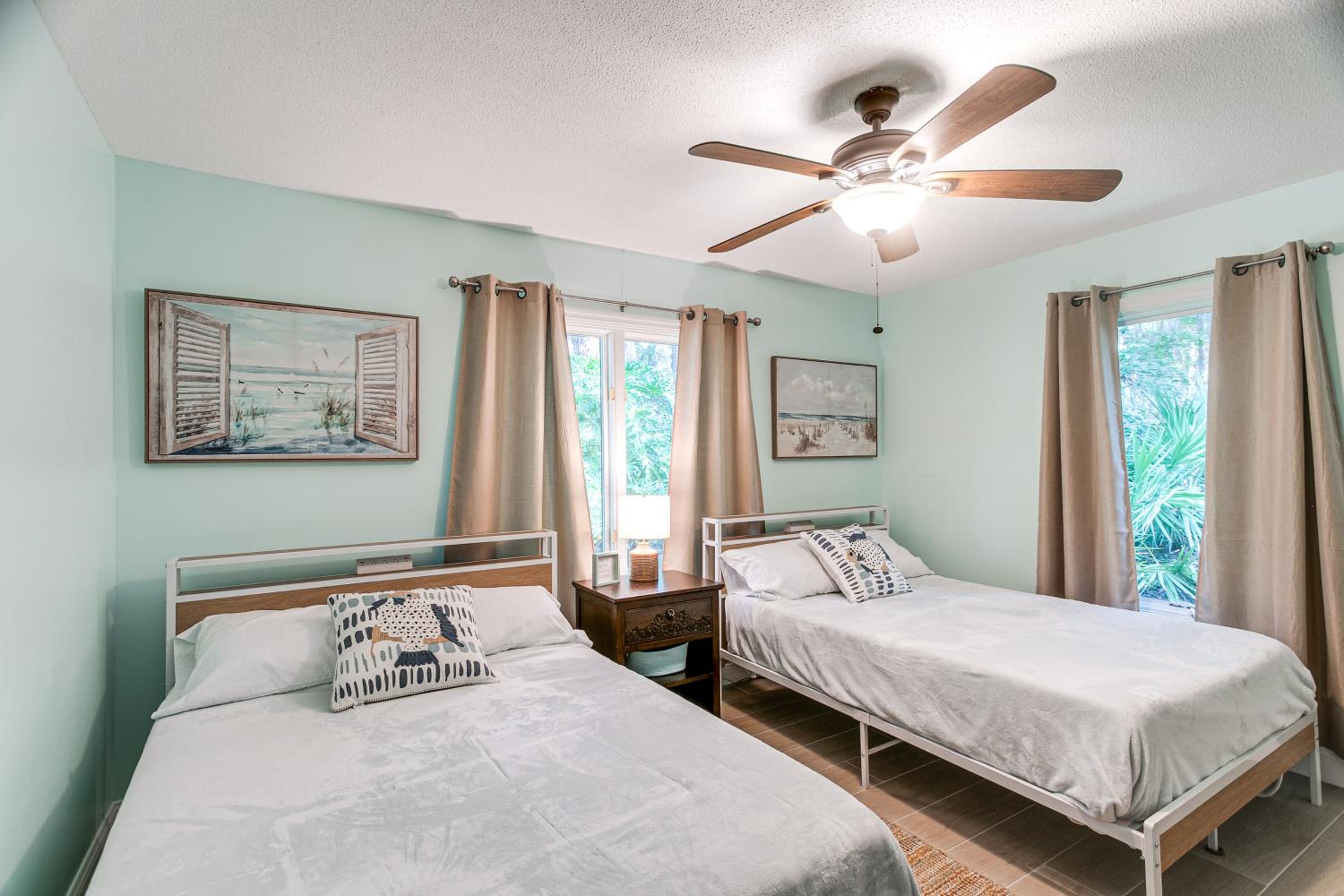 Near Beach! St Simons Island Gem in Golf Community