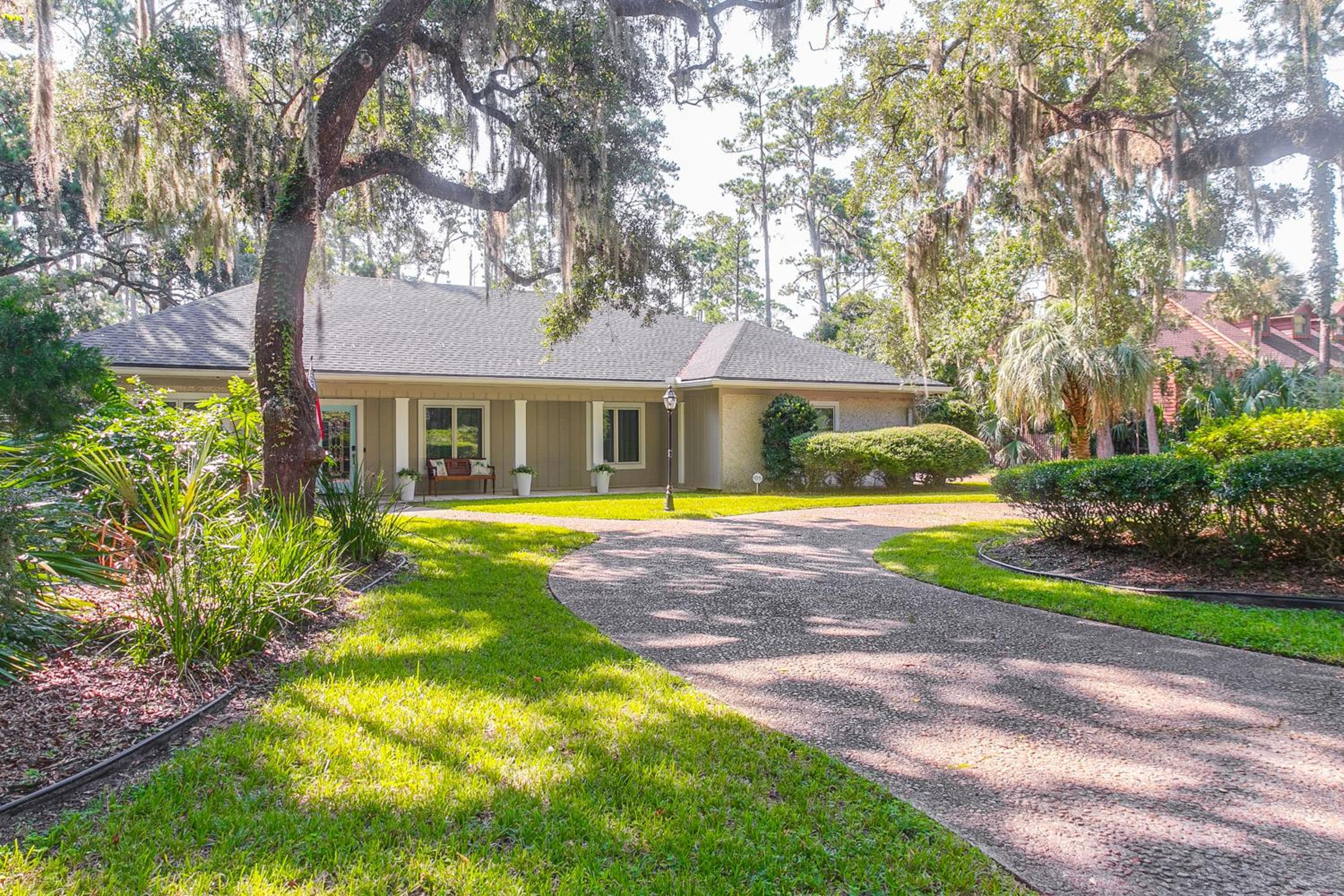 Near Beach! St Simons Island Gem in Golf Community