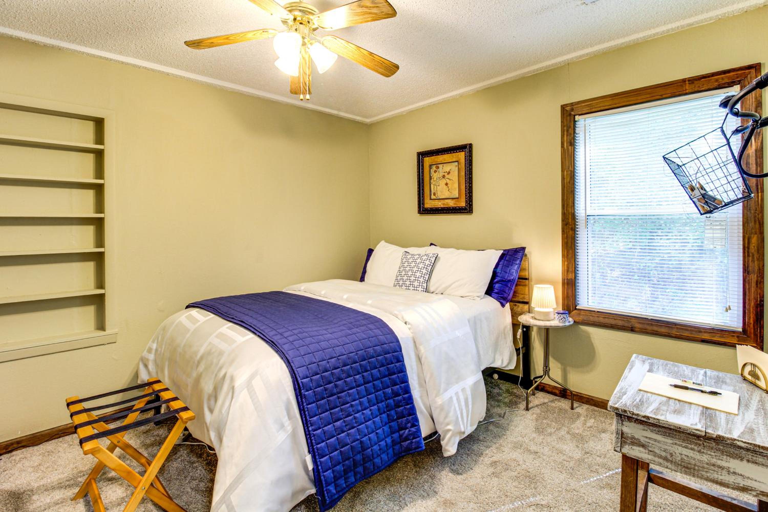 Lake Guntersville Hideaway! Home on Over 2 Acres