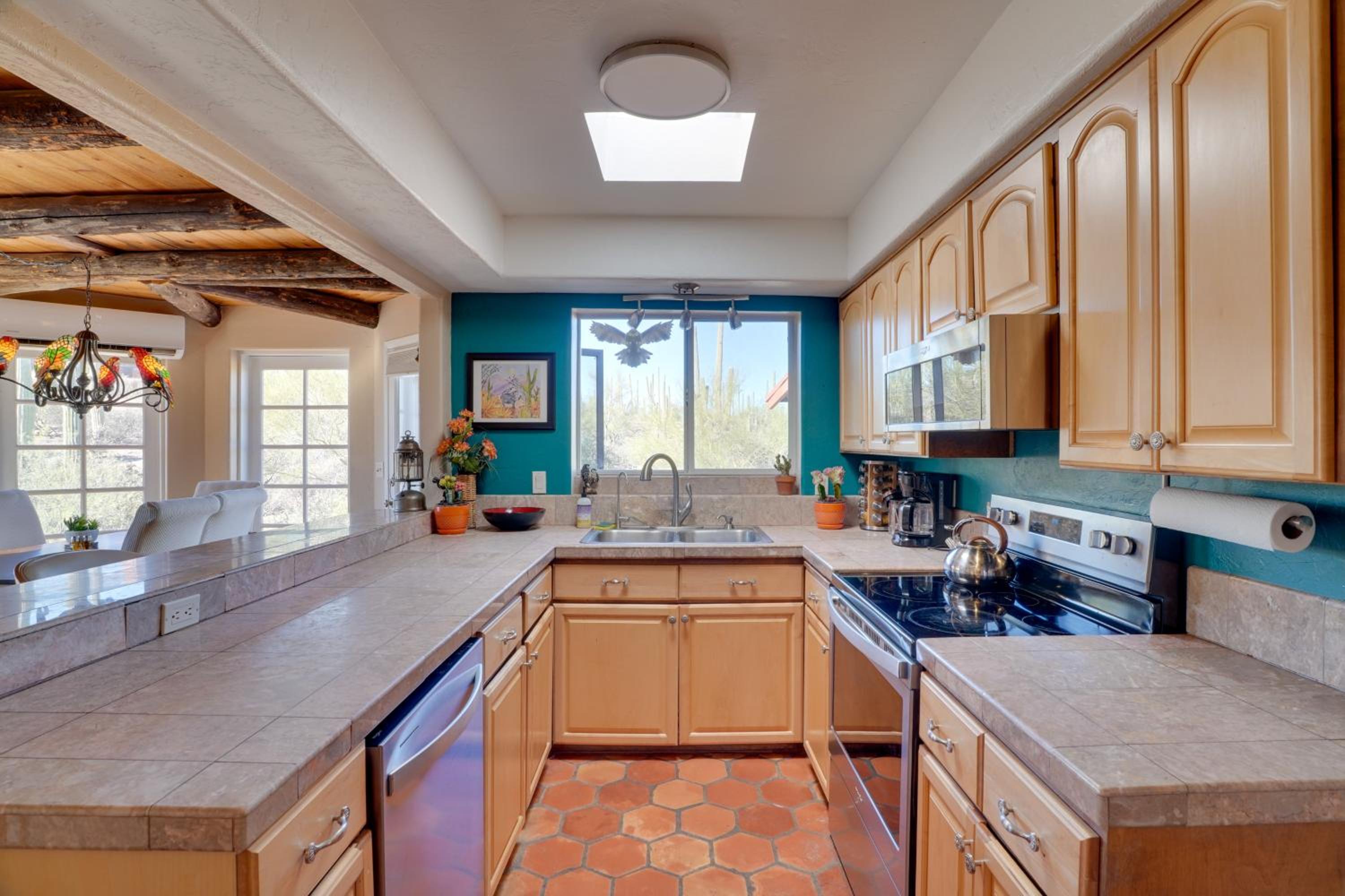 Pool and Stunning Mtn Views! Eclectic Tucson Home