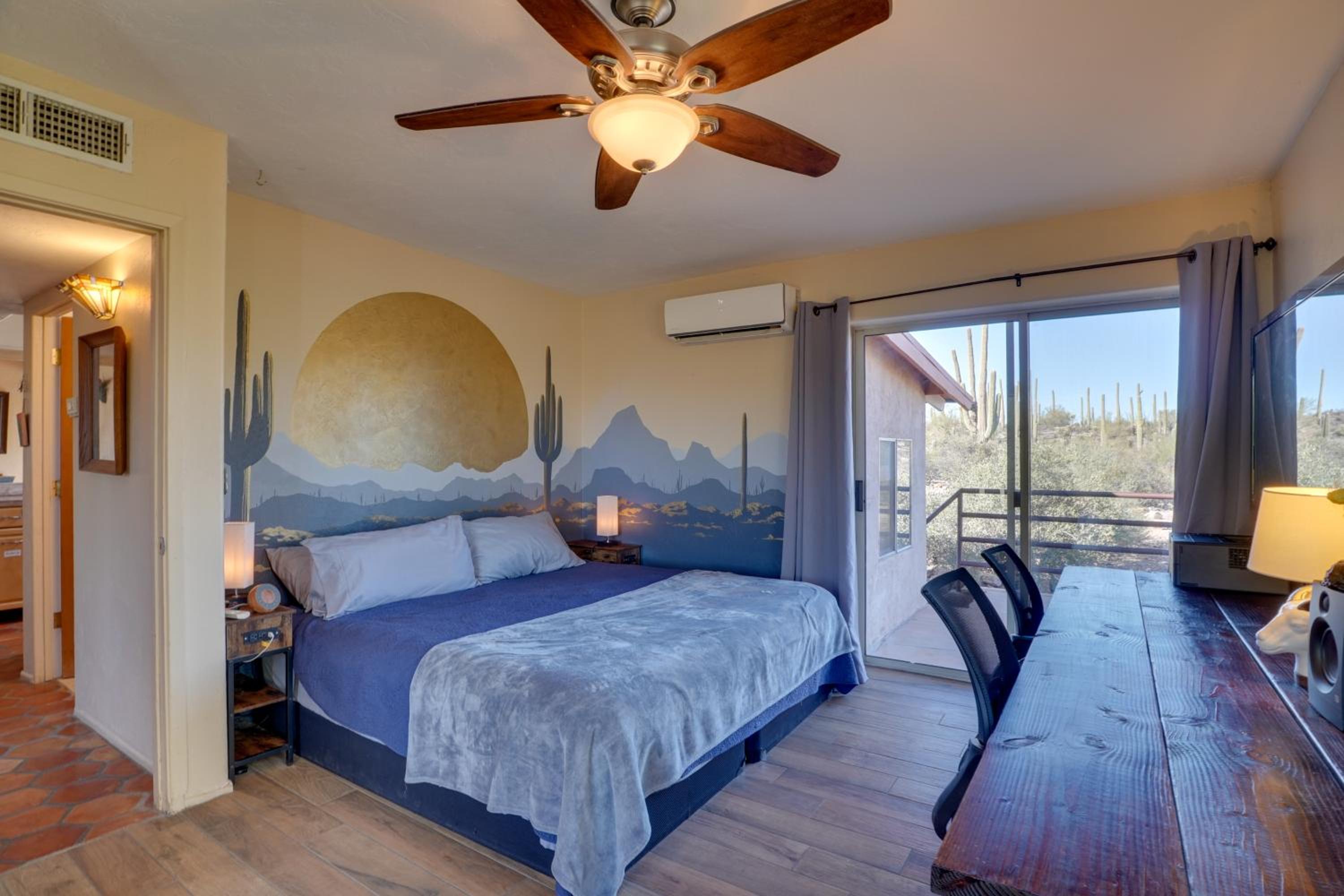 Pool and Stunning Mtn Views! Eclectic Tucson Home