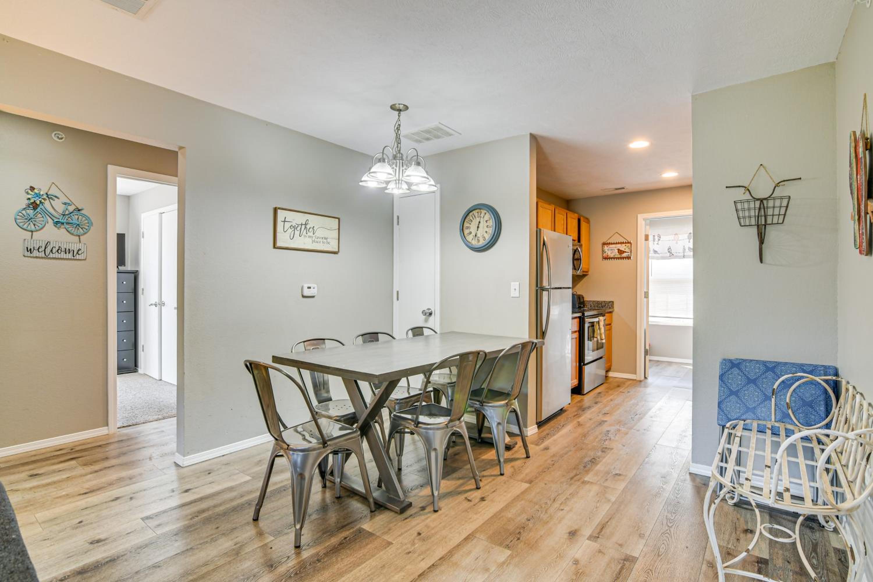 Whimsy on the Hillside! Family Condo in Branson