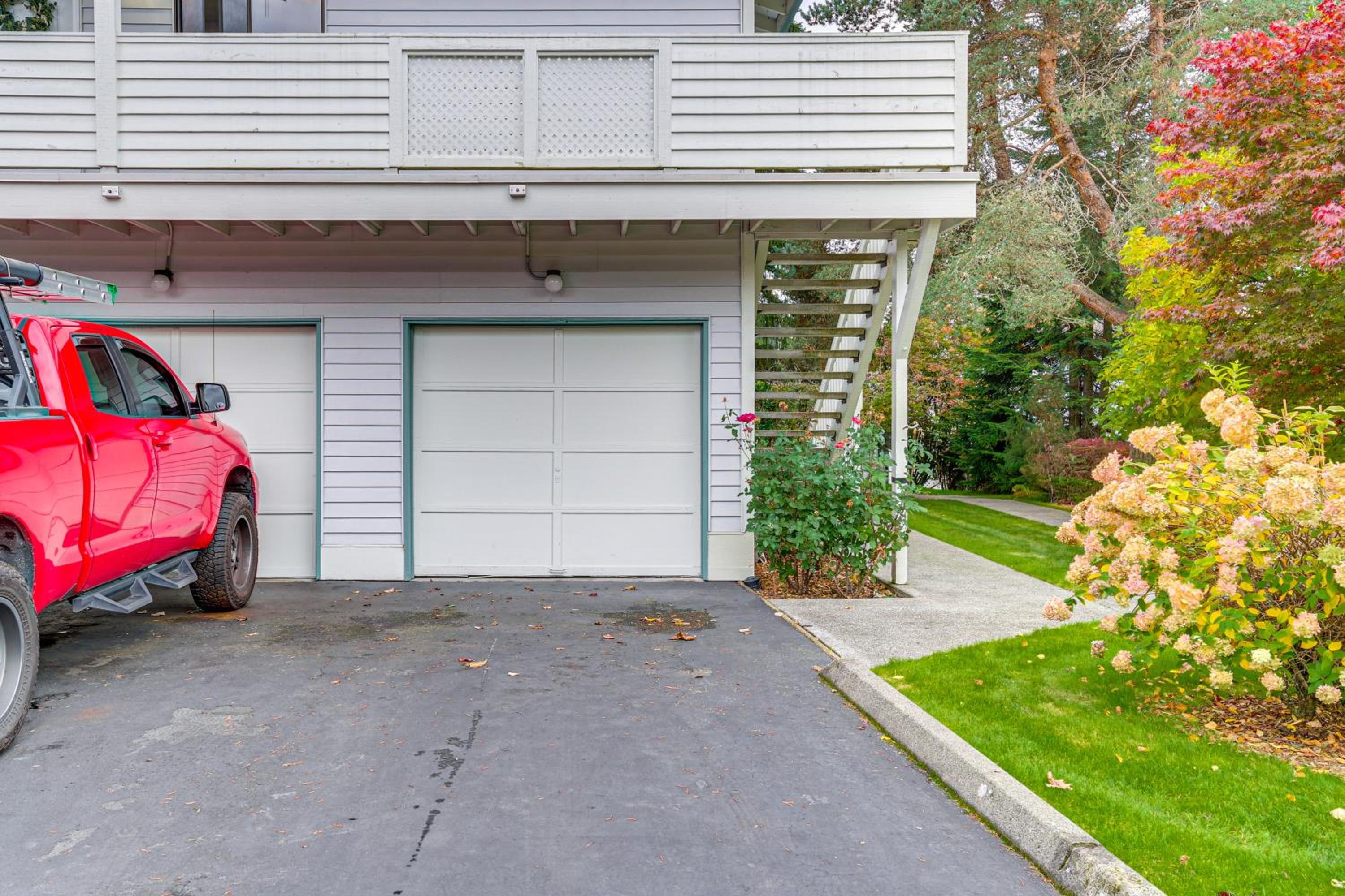 Quiet, Pet Friendly! Bothell Apt Near Wine Country