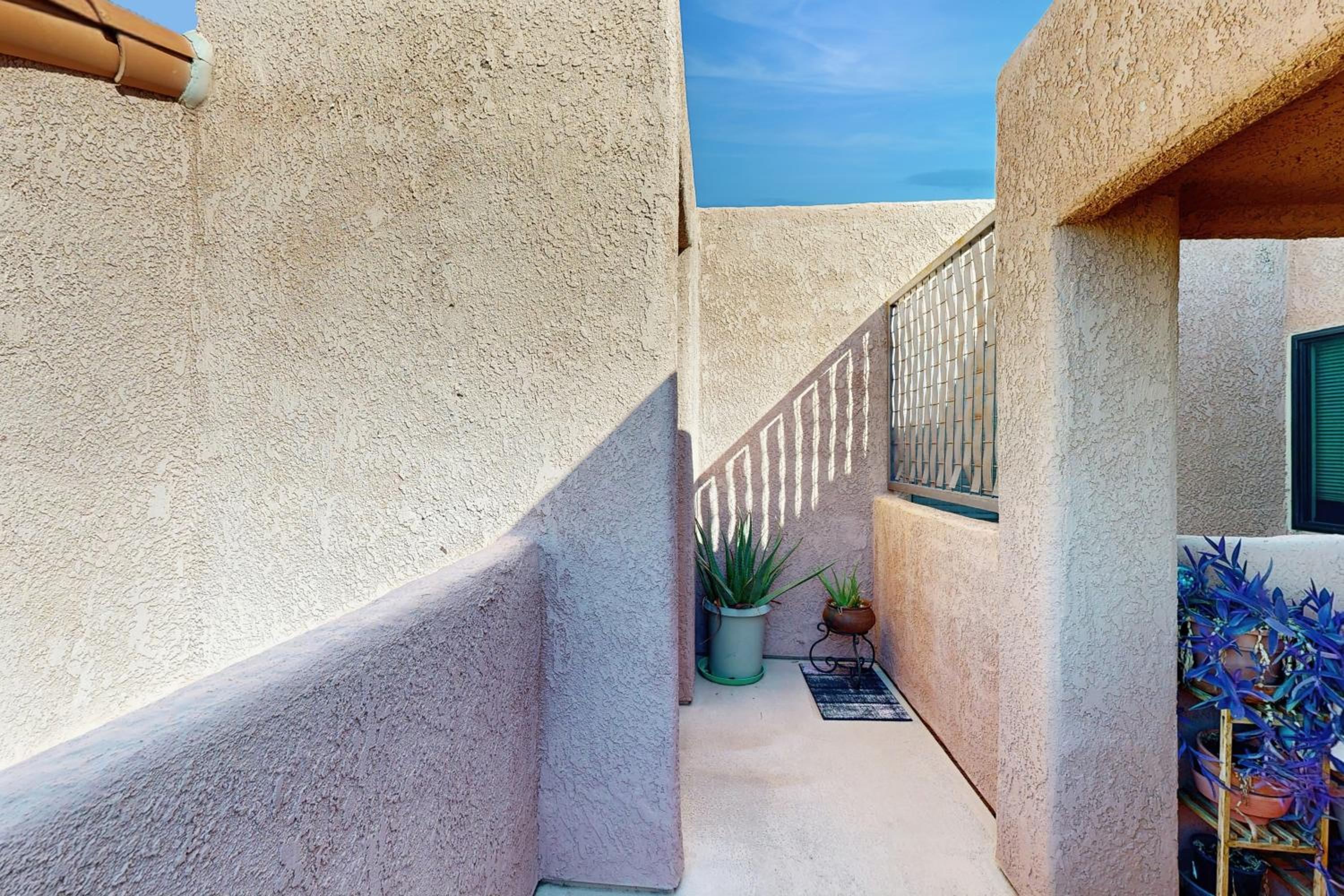 Mtn-View Condo with Resort Amenities in Tucson!