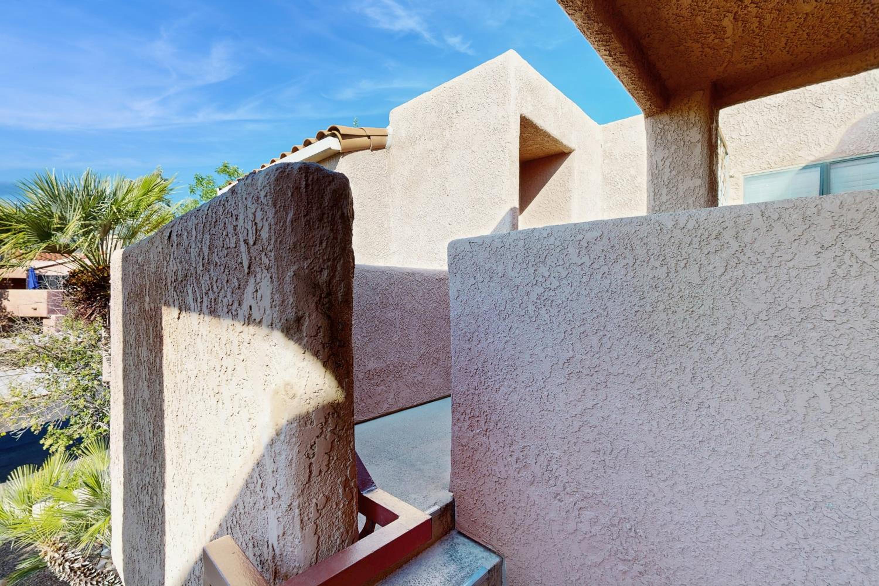 Mtn-View Condo with Resort Amenities in Tucson!