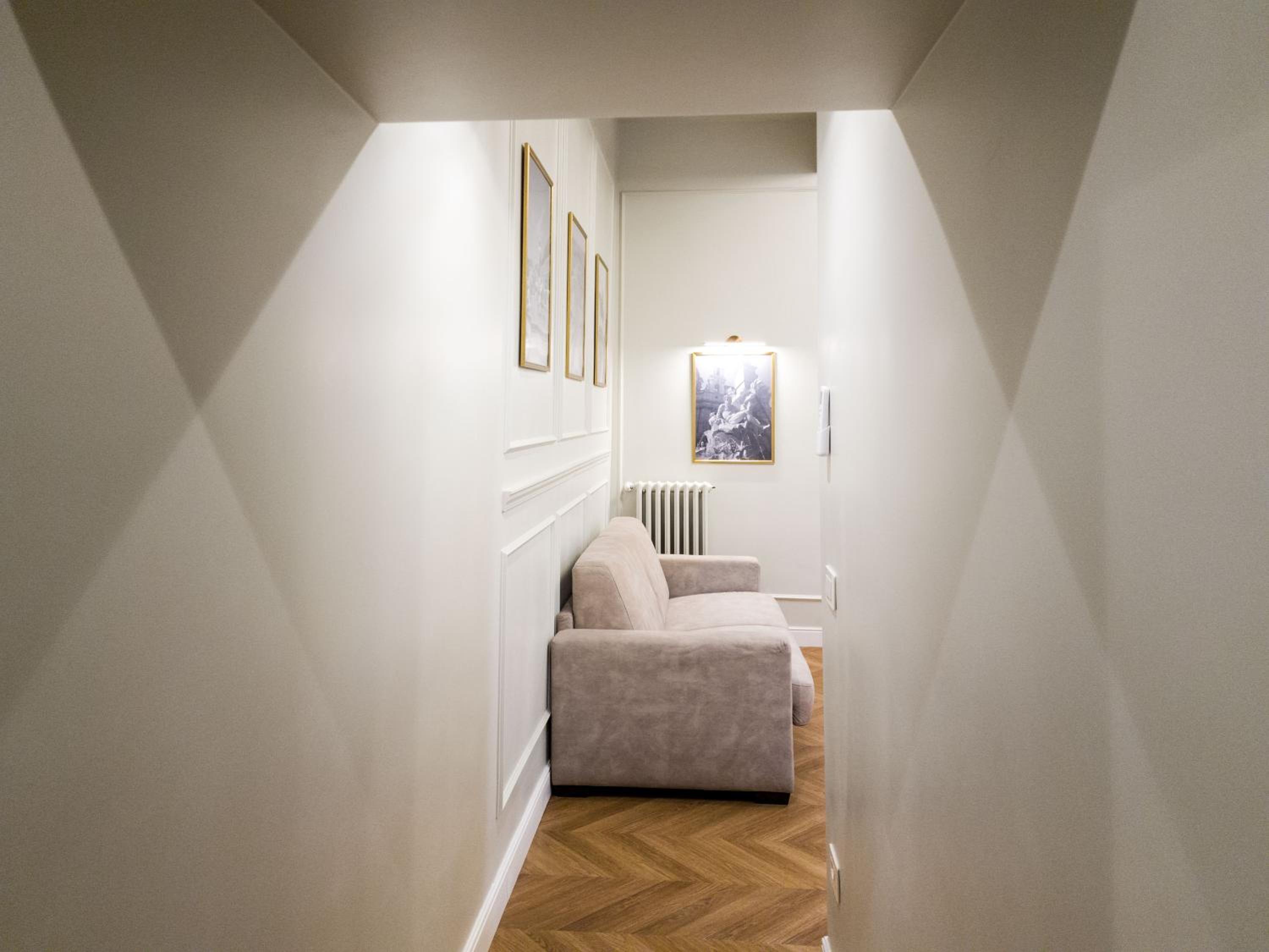 Domus Innovatis Rooms & Home - Vatican Rooms