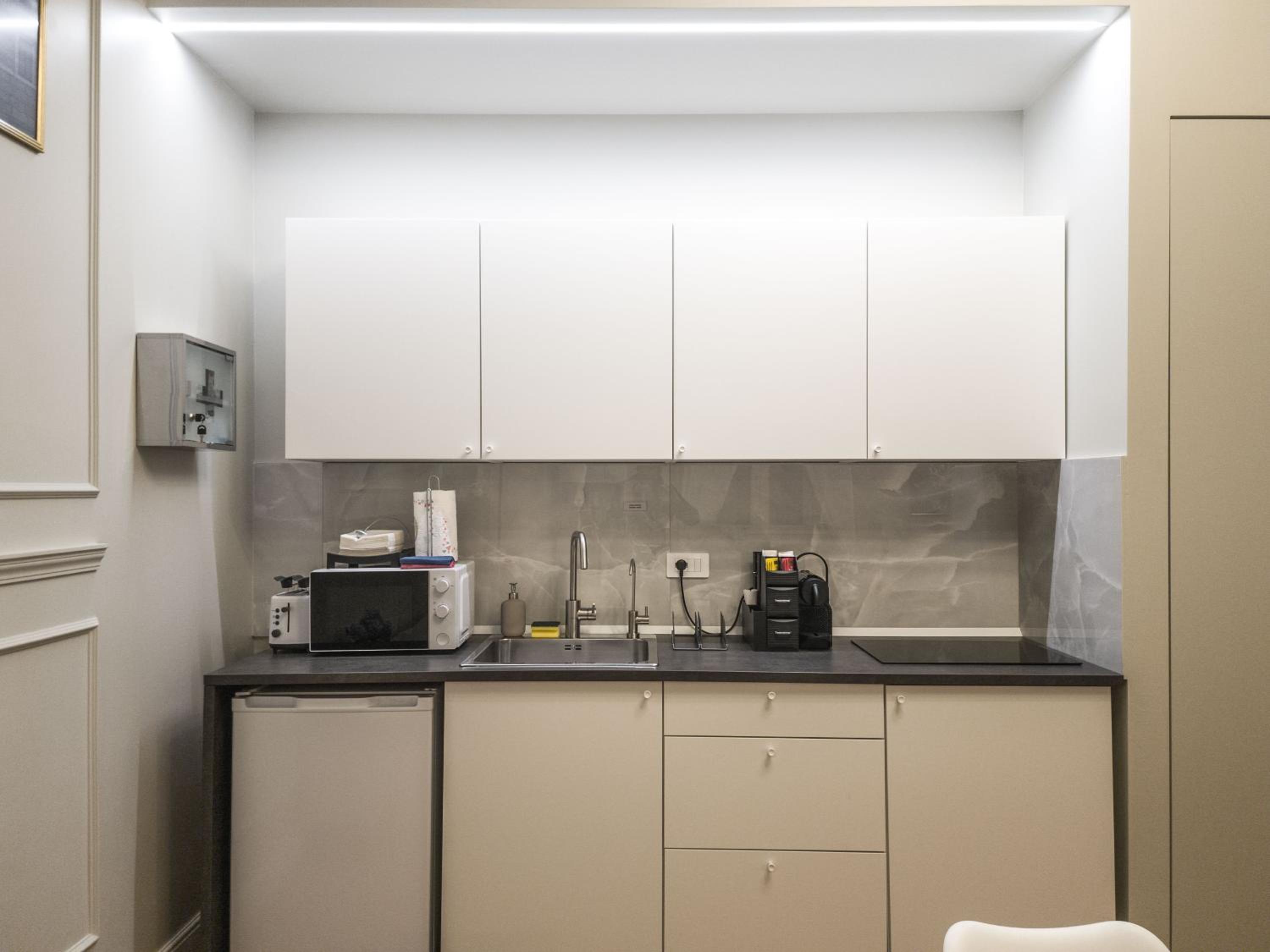 Domus Innovatis Rooms & Home - Vatican Rooms