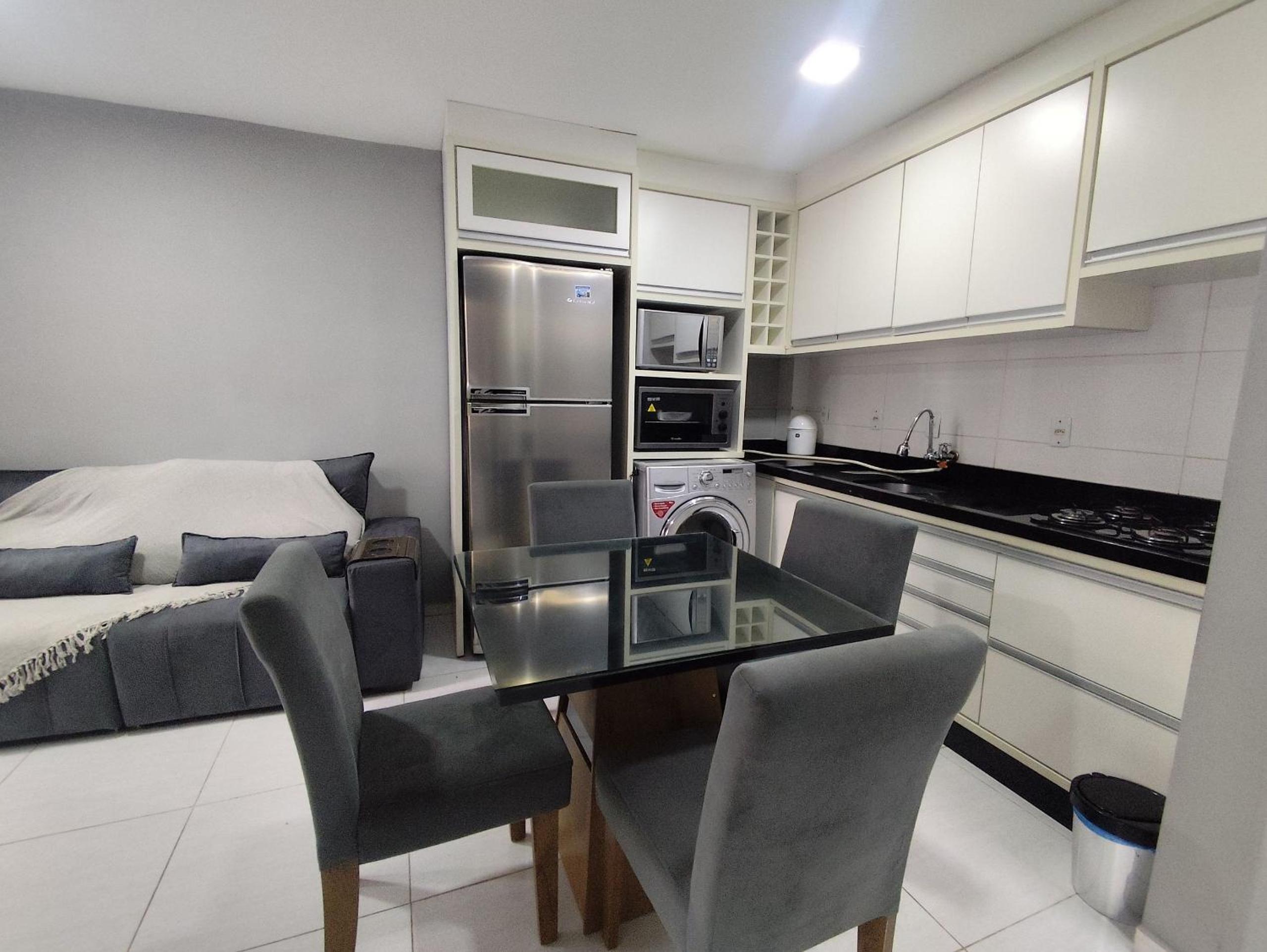 Apartments in a building 500m from Canasvieiras Beach - GALs