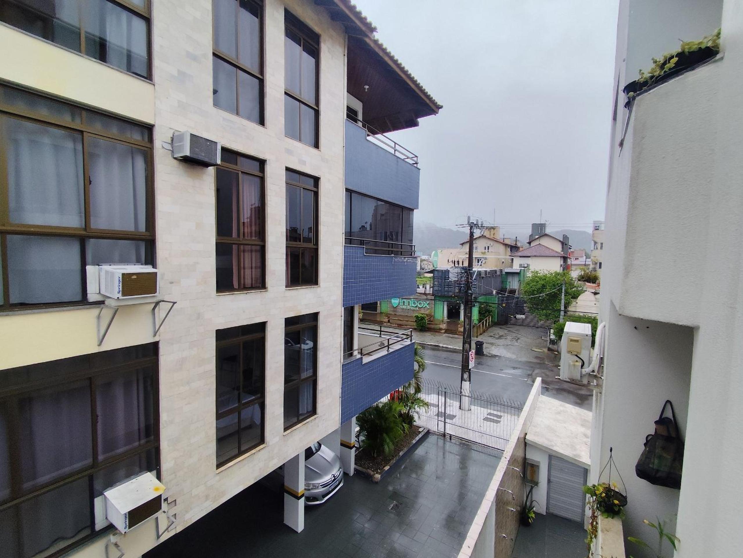 Apartments in a building 500m from Canasvieiras Beach - GALs