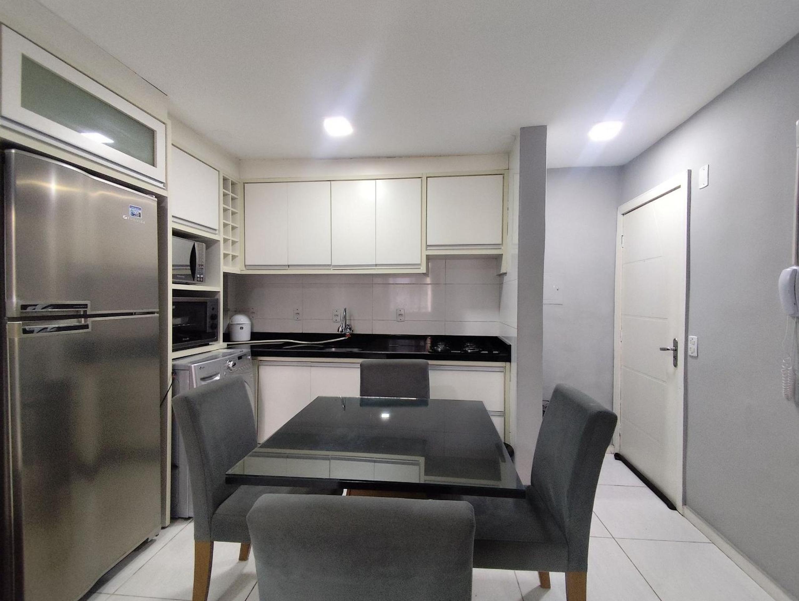 Apartments in a building 500m from Canasvieiras Beach - GALs