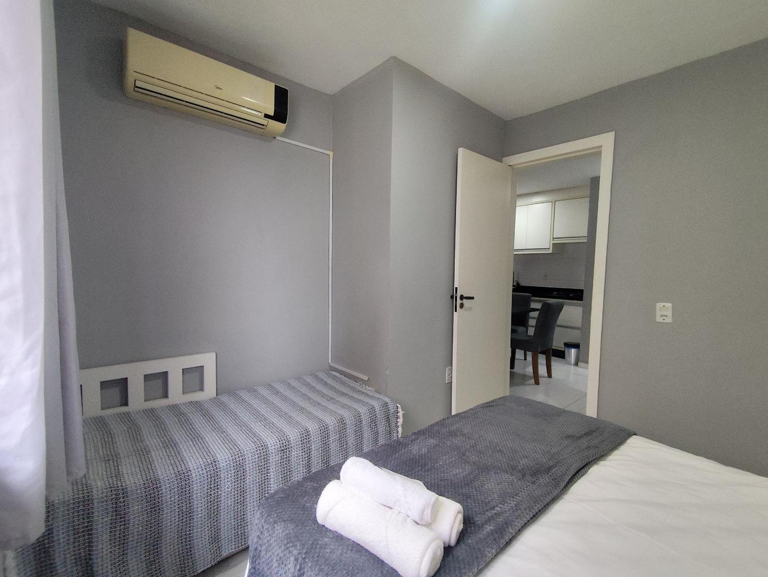Apartments in a building 500m from Canasvieiras Beach - GALs