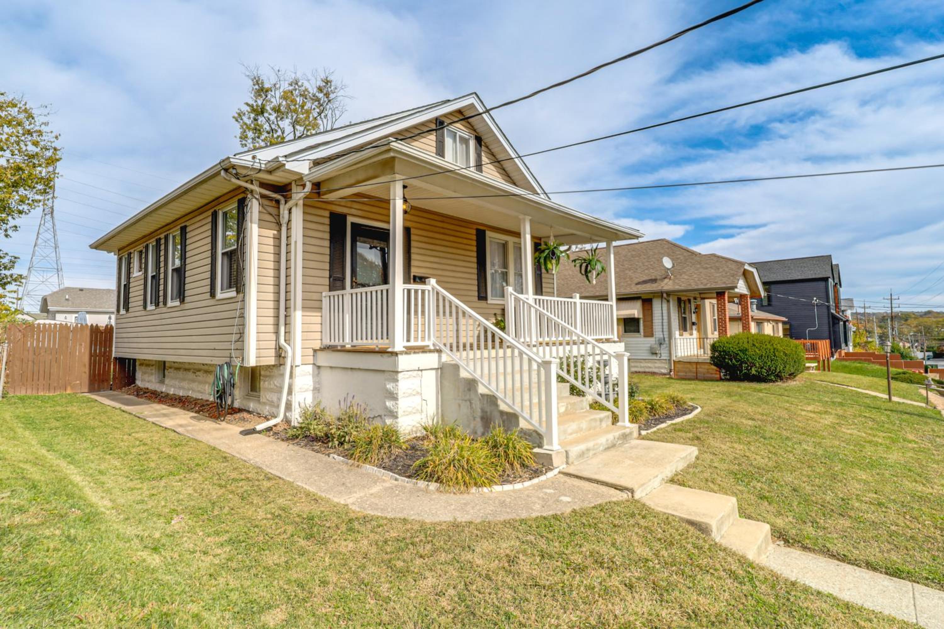 Pet-Friendly Oakley Gem with Large Backyard!