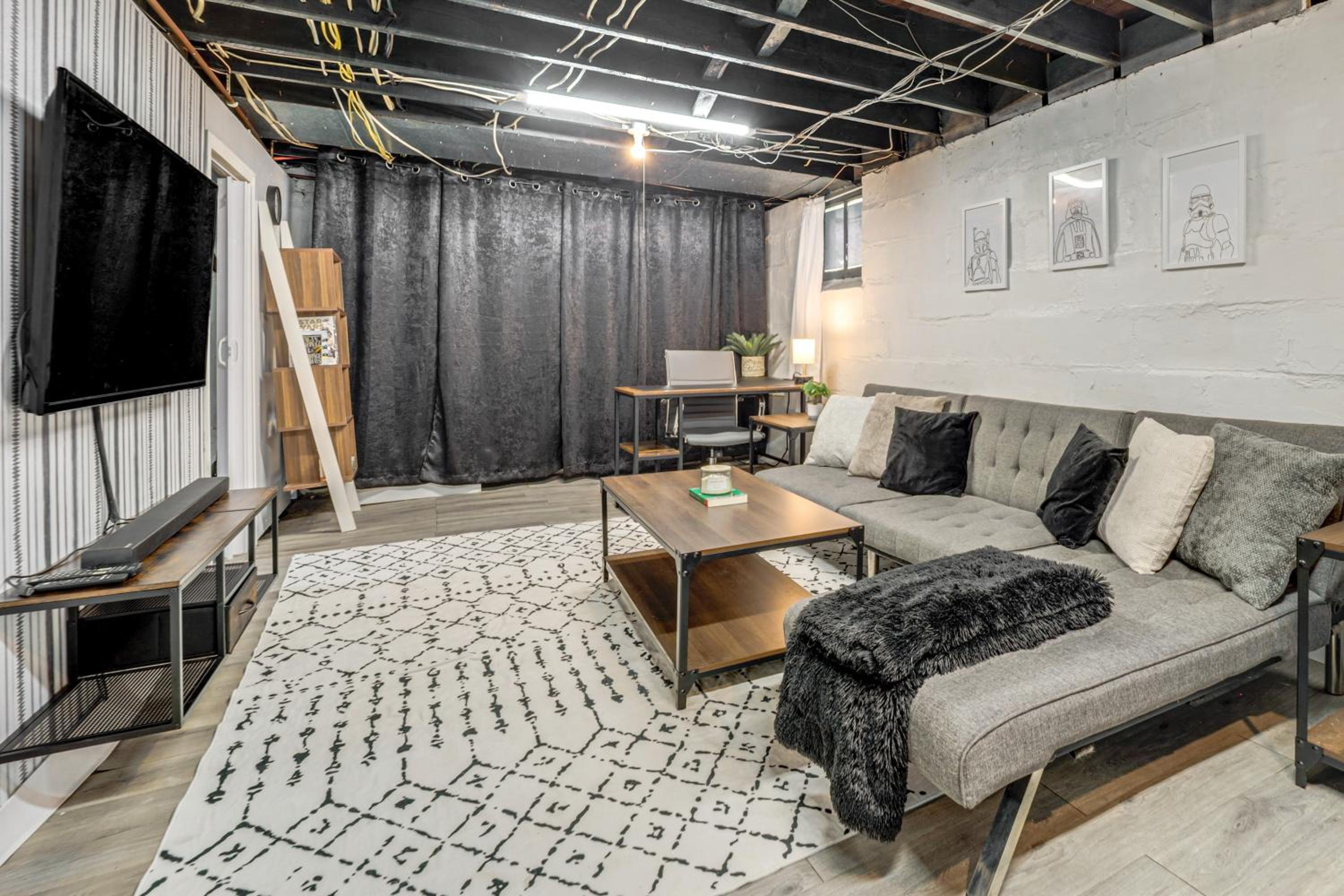 Pet-Friendly Oakley Gem with Large Backyard!