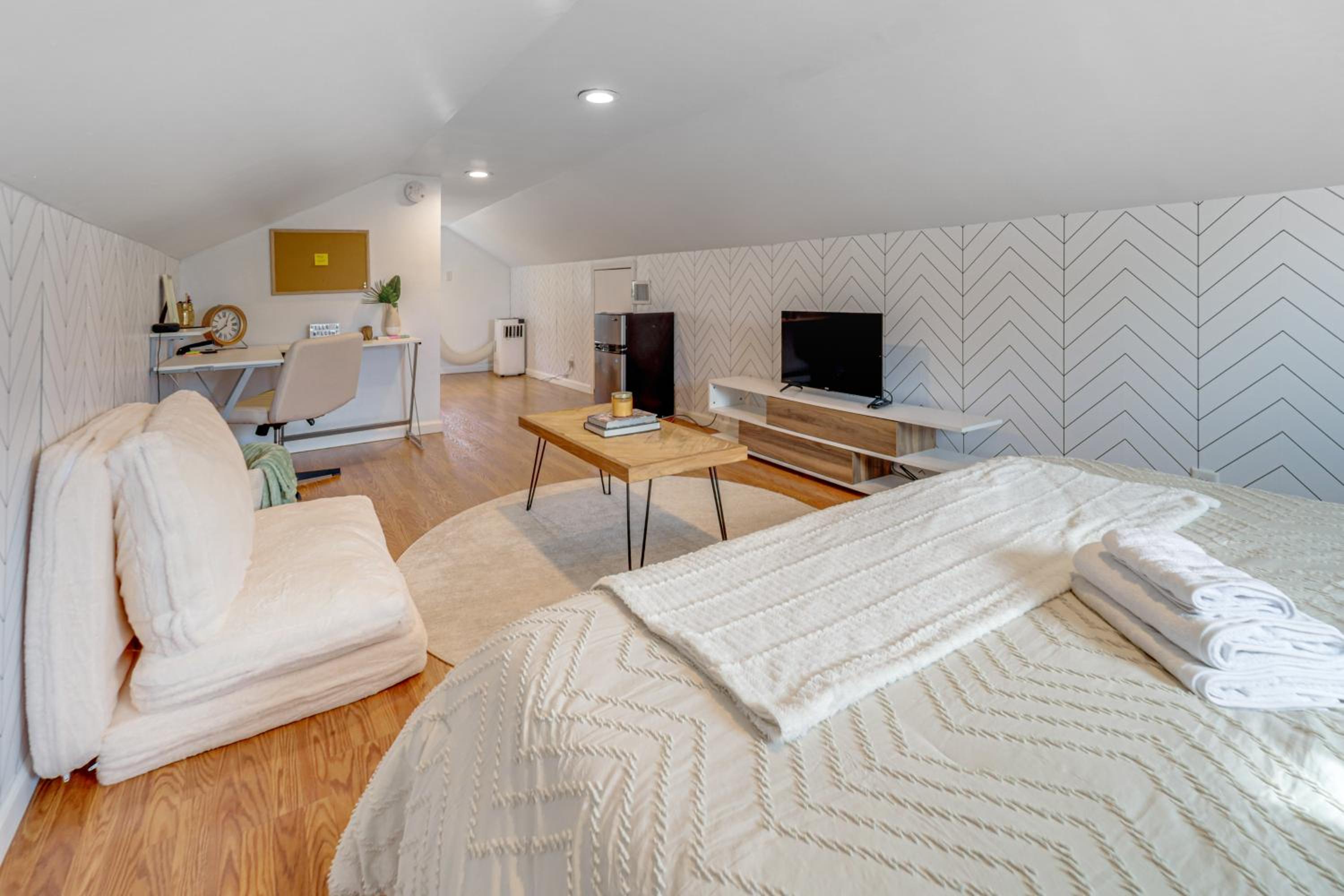 Pet-Friendly Oakley Gem with Large Backyard!