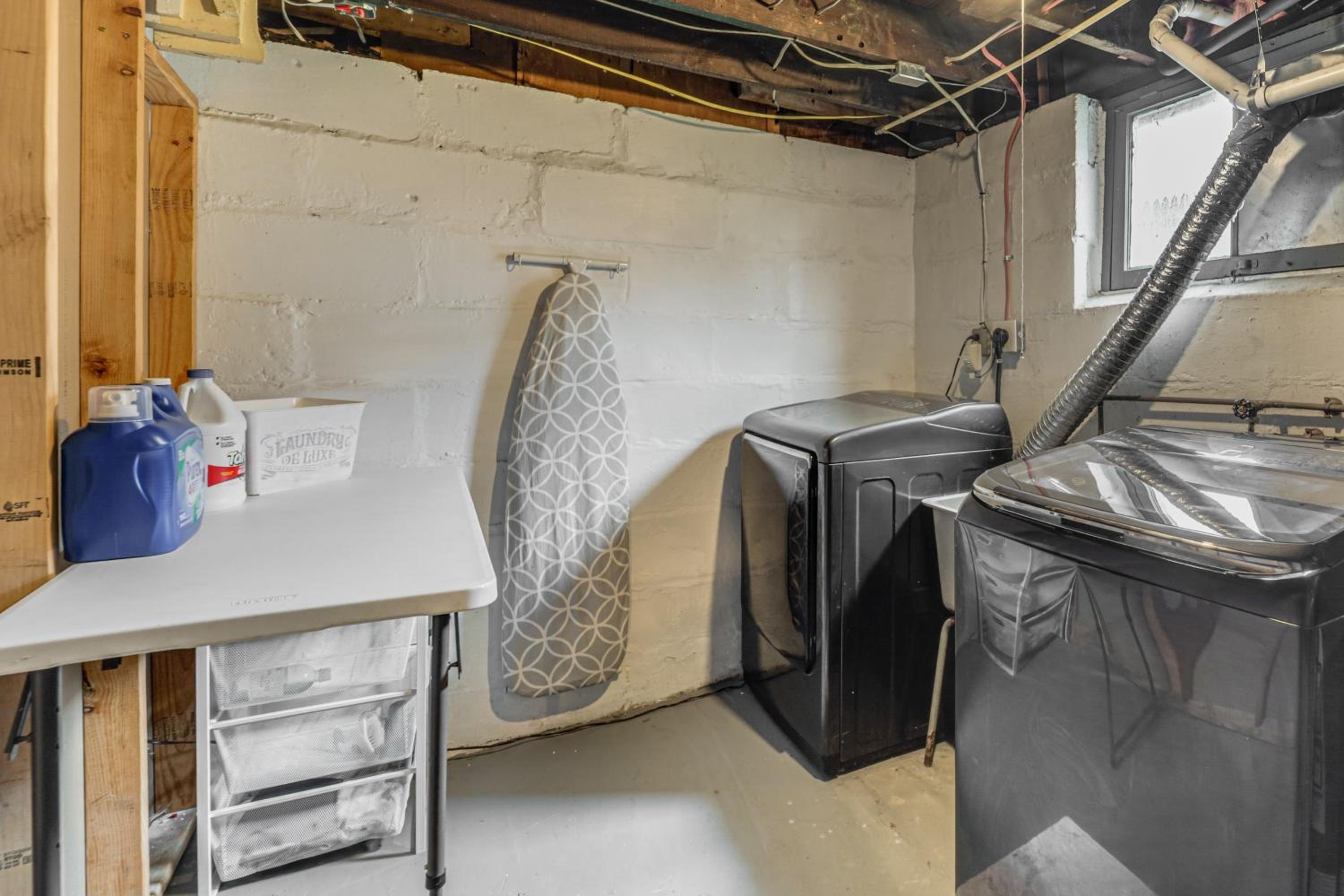 Pet-Friendly Oakley Gem with Large Backyard!