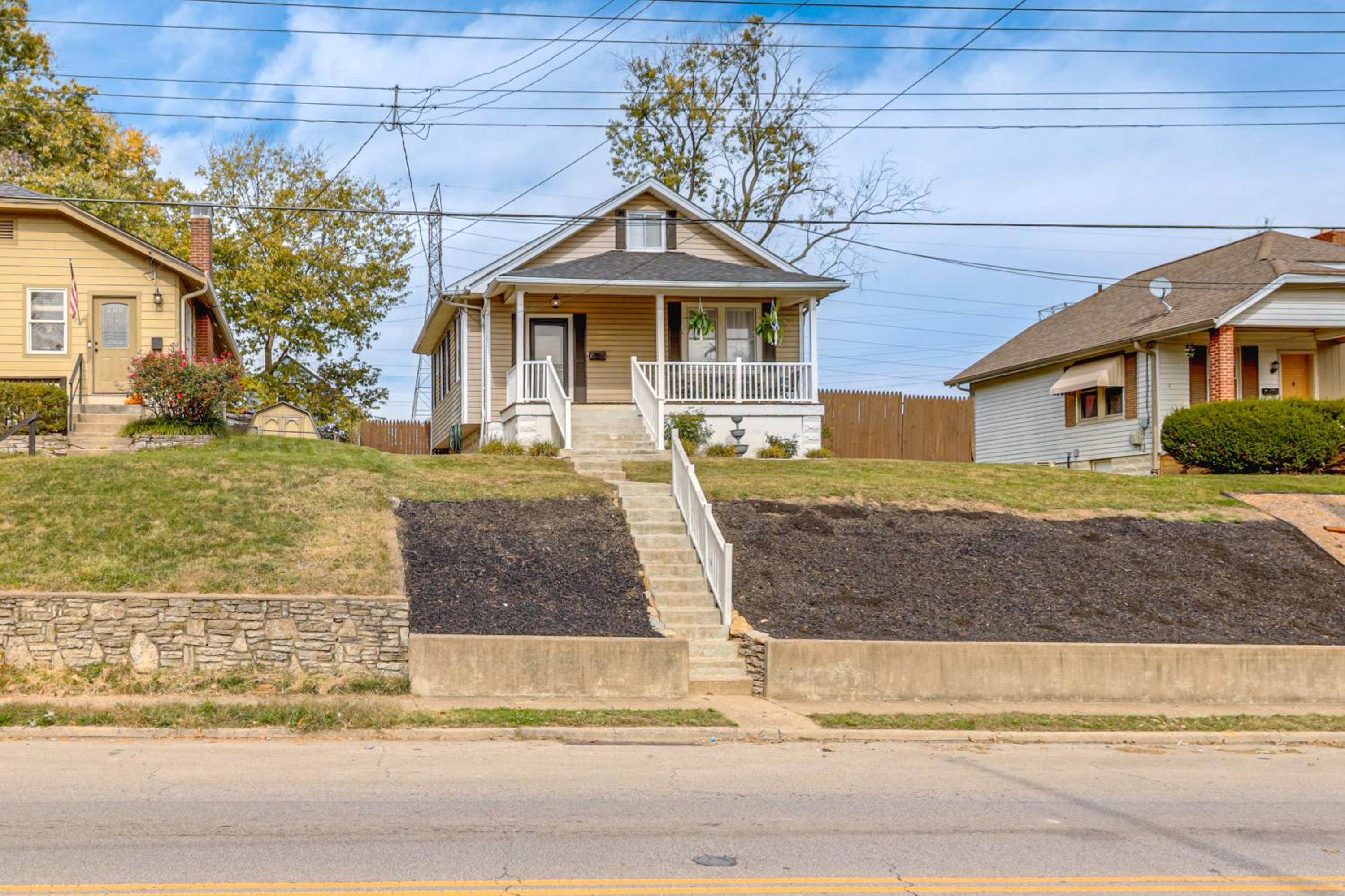 Pet-Friendly Oakley Gem with Large Backyard!