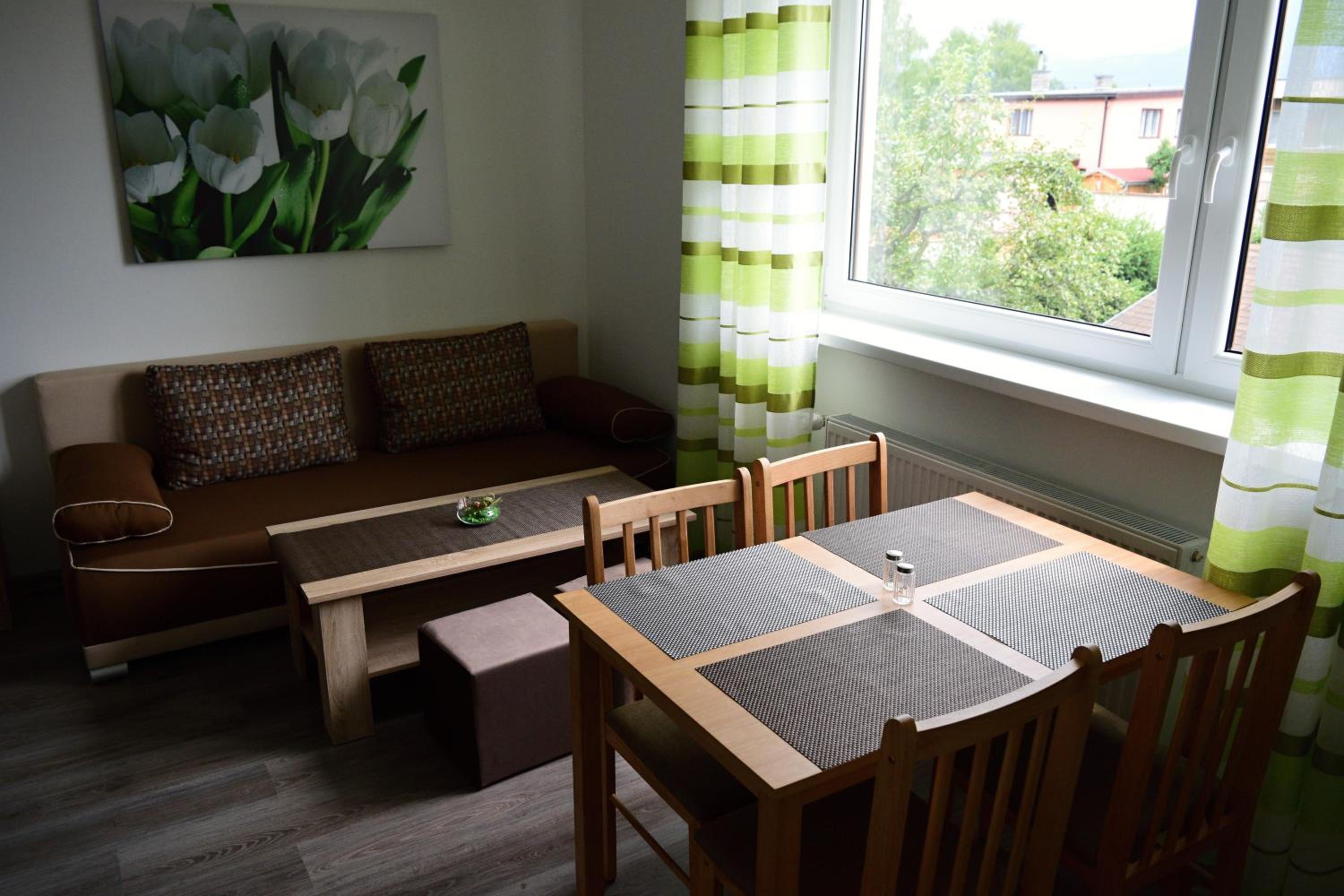 Apartmány Lenko- close to aquapark Tatralandia view 3