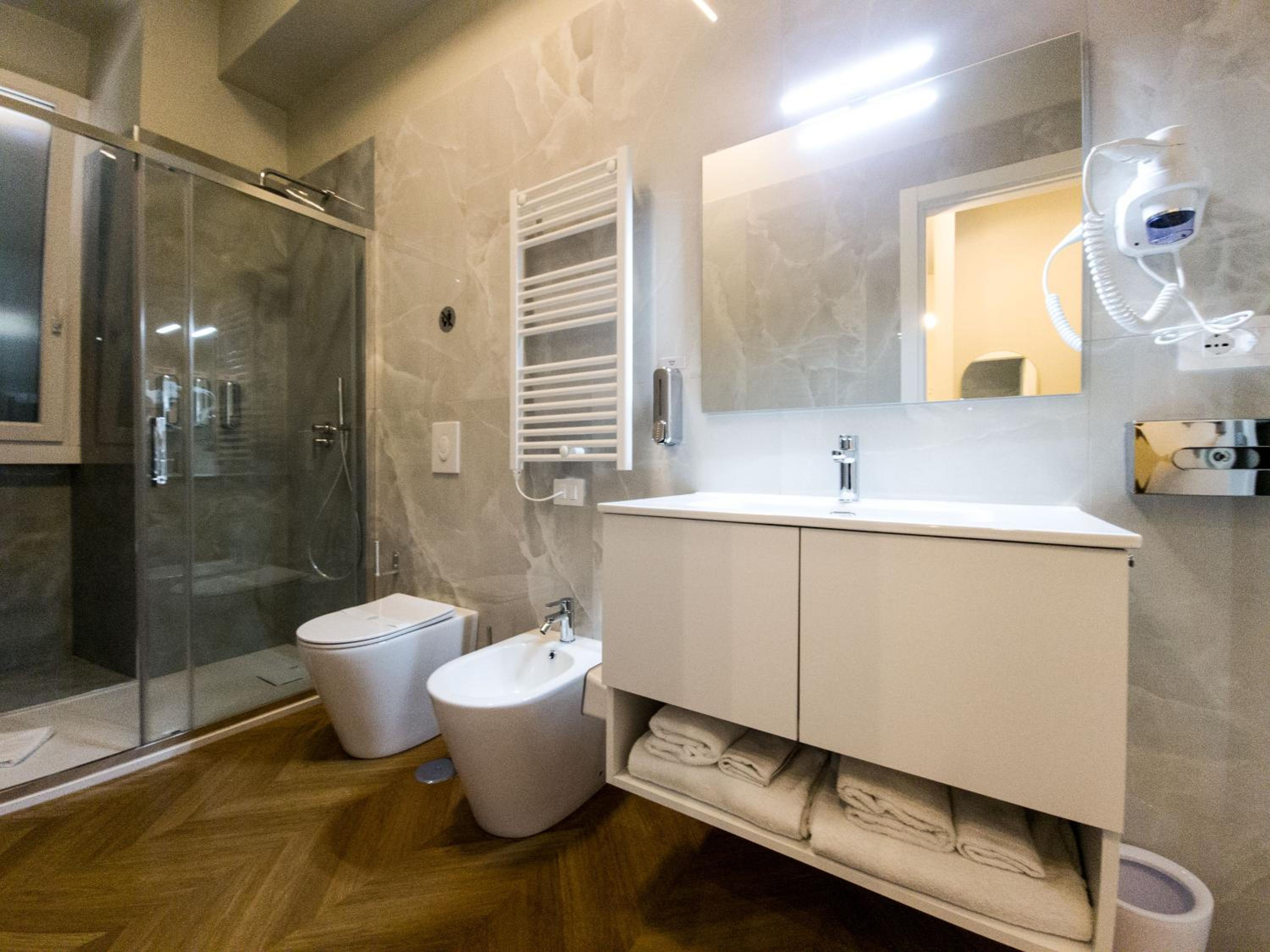 Domus Innovatis Rooms & Home - Vatican Rooms