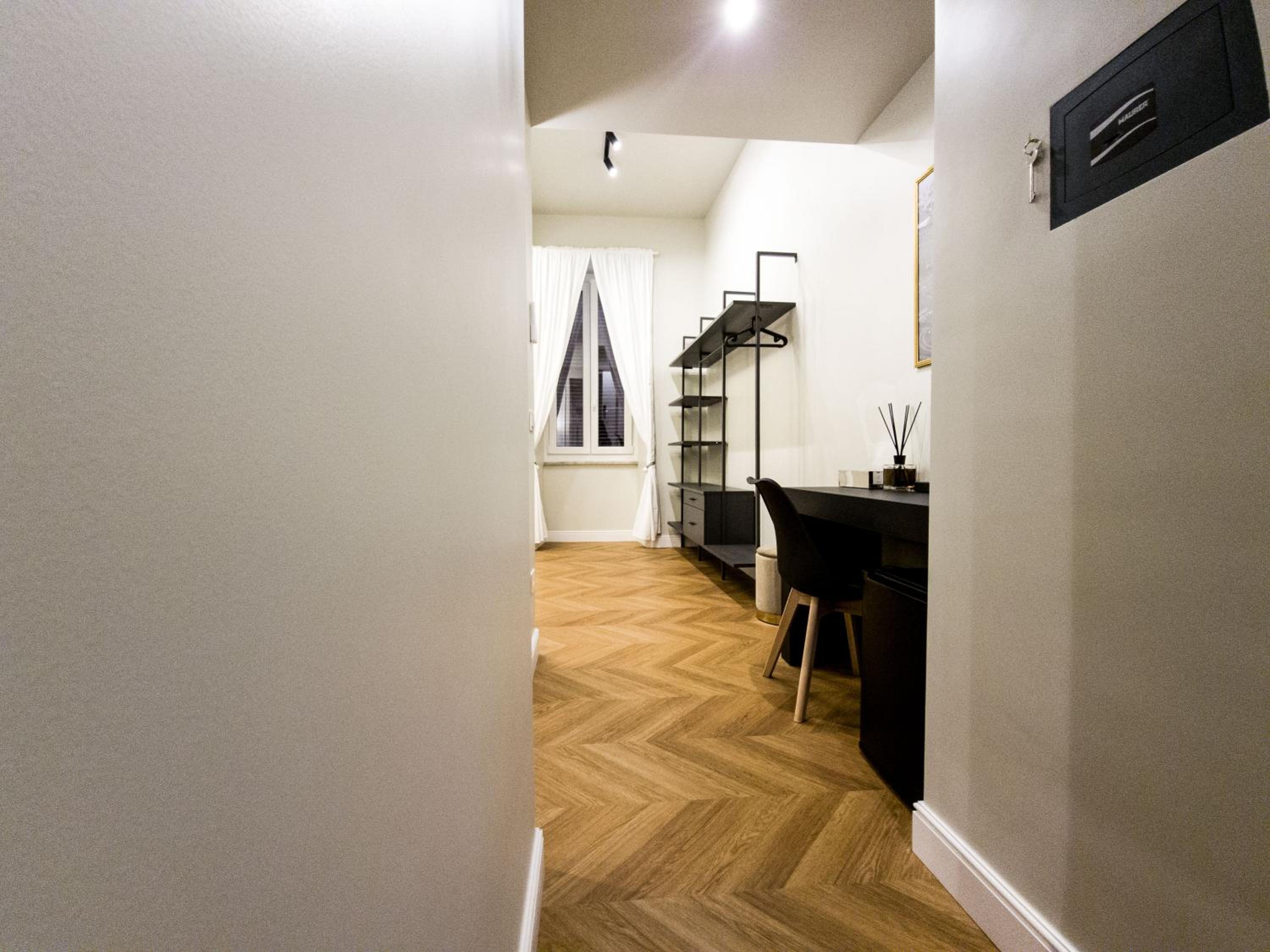 Domus Innovatis Rooms & Home - Vatican Rooms