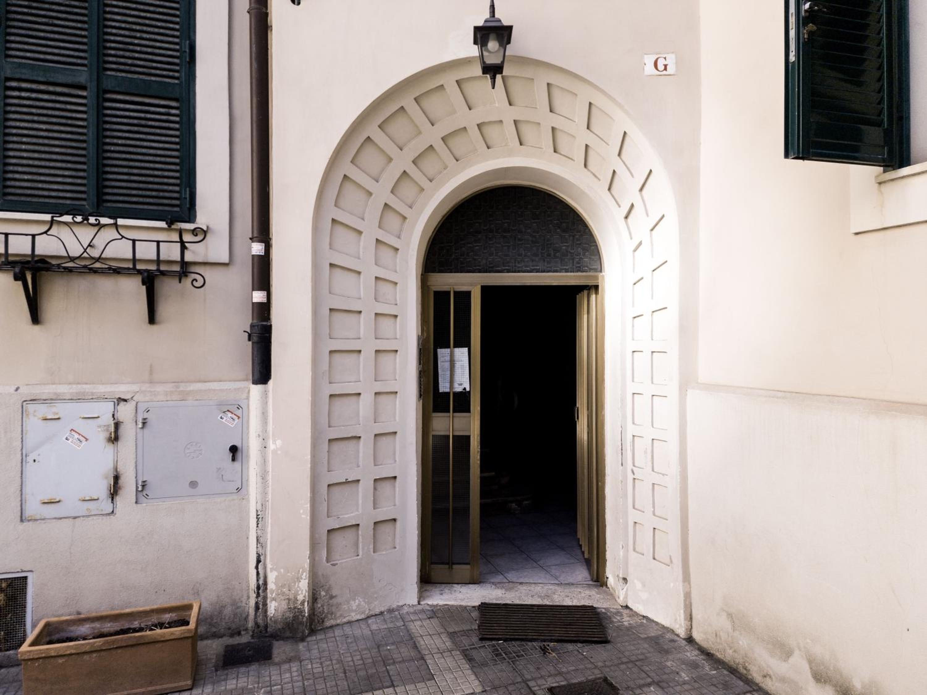 Domus Innovatis Rooms & Home - Vatican Rooms