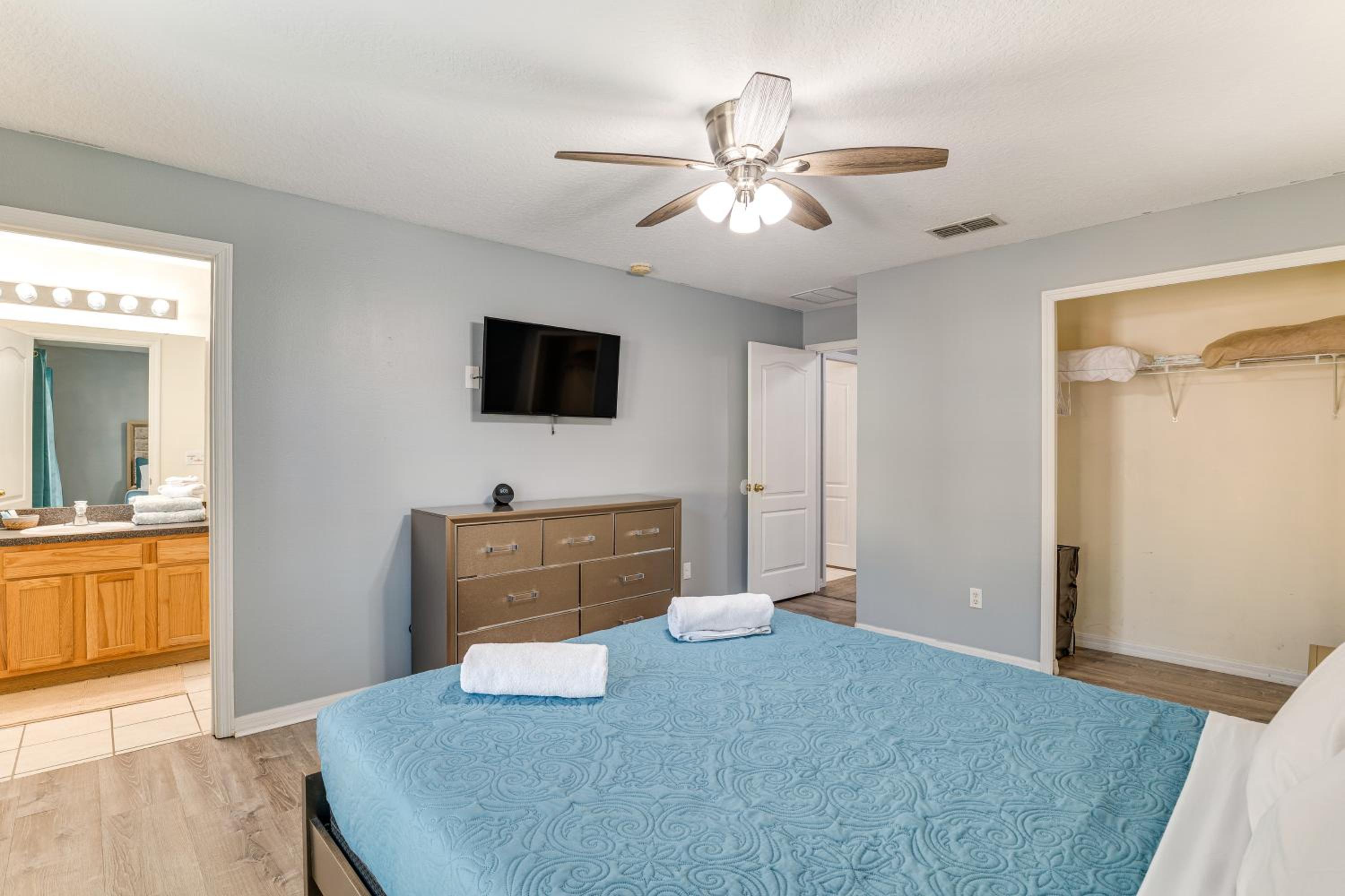 9 Mi to WDW Sandy Ridge Retreat with Heated Pool