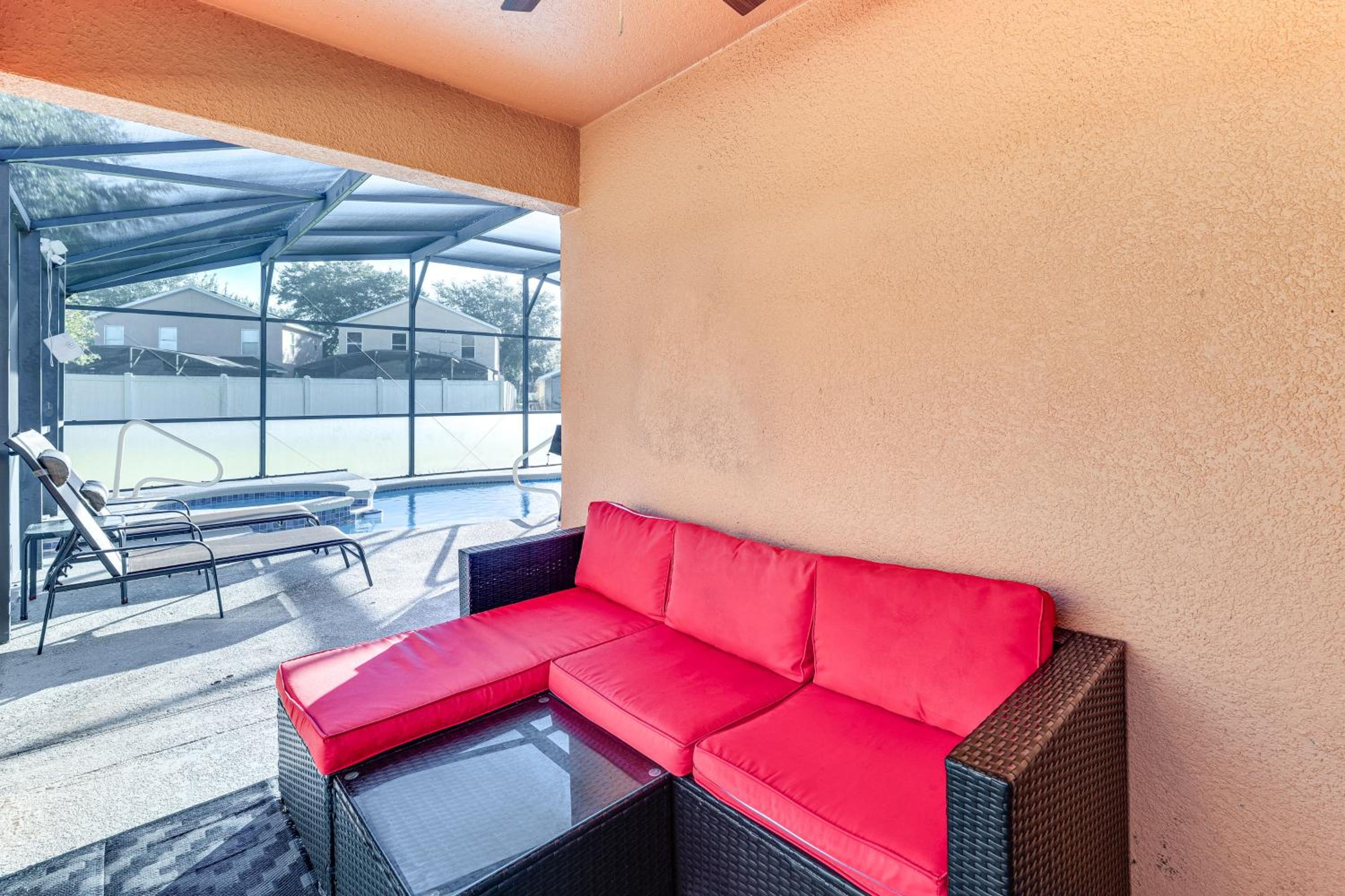 9 Mi to WDW Sandy Ridge Retreat with Heated Pool