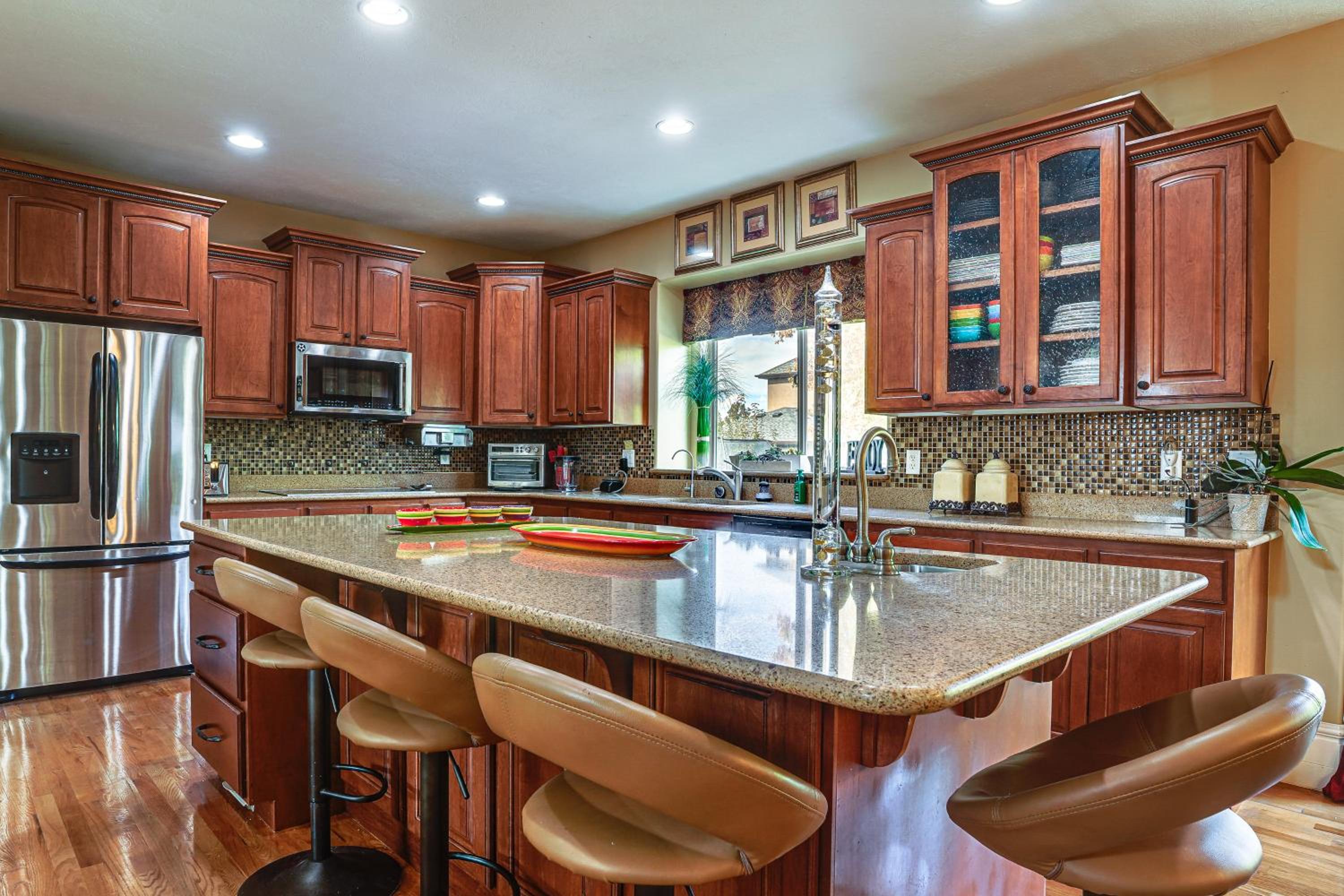 Upscale Group Getaway in Orem with Private Hot Tub
