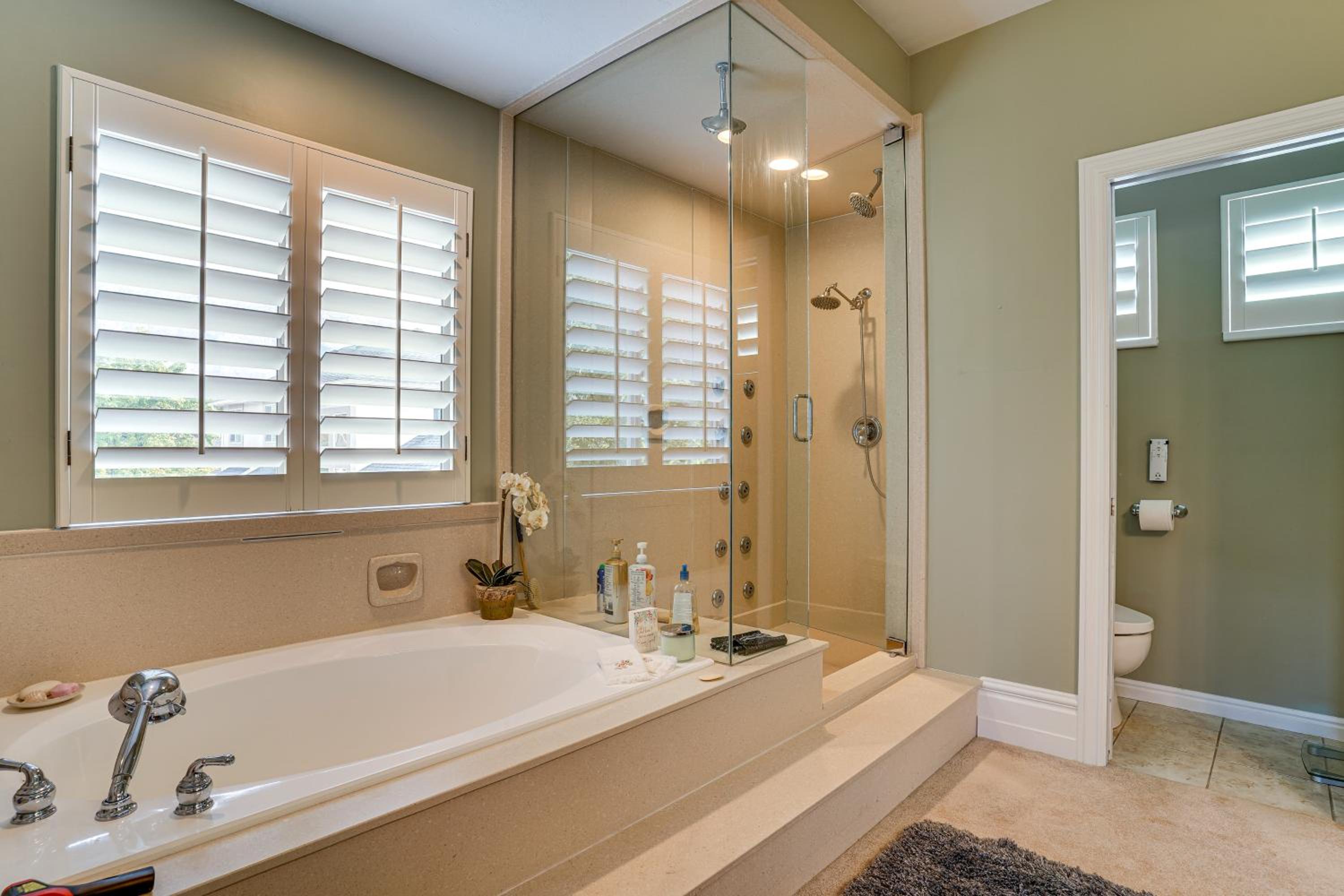 Upscale Group Getaway in Orem with Private Hot Tub