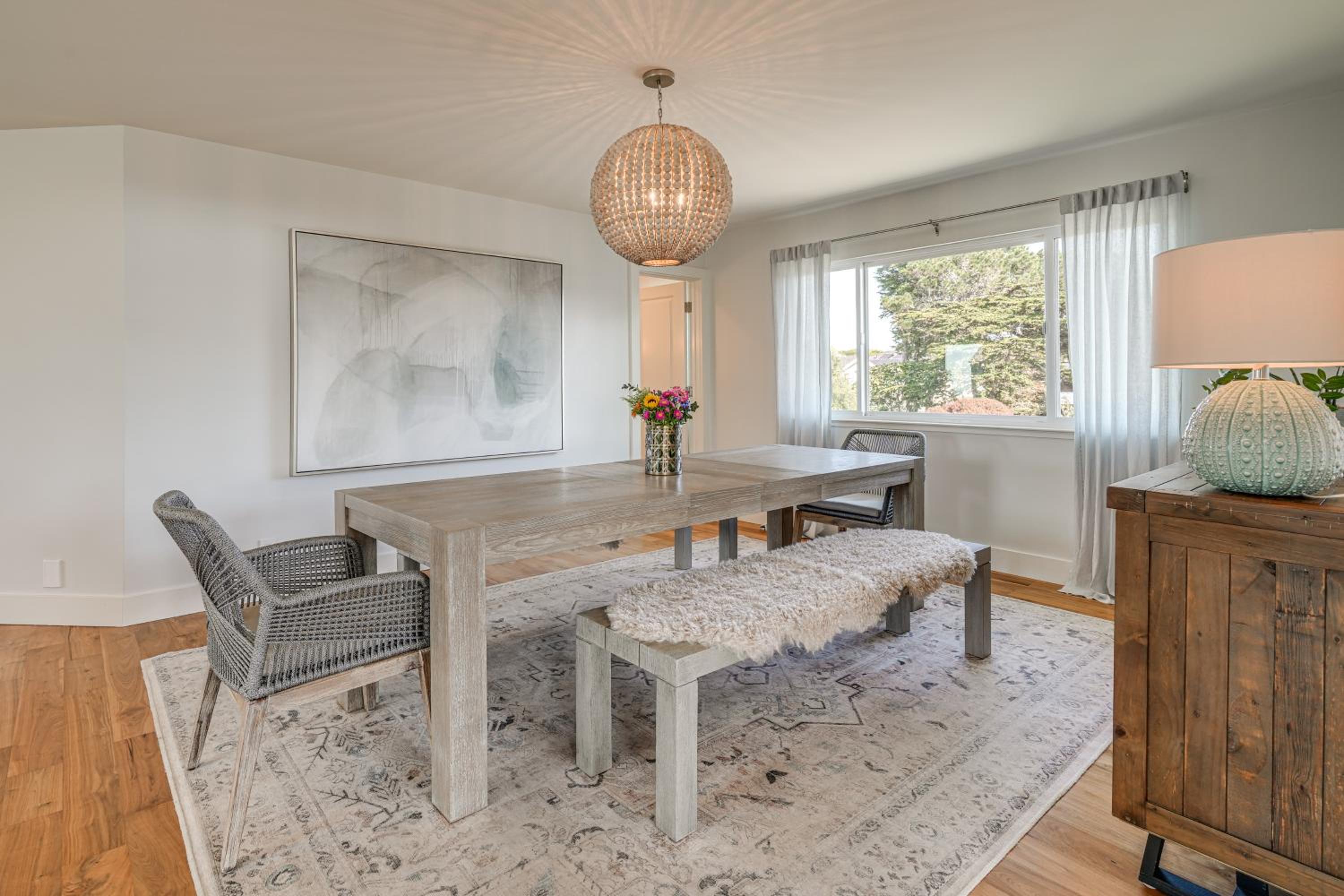 Steps to Ocean Luxe Family Home in Half Moon Bay!