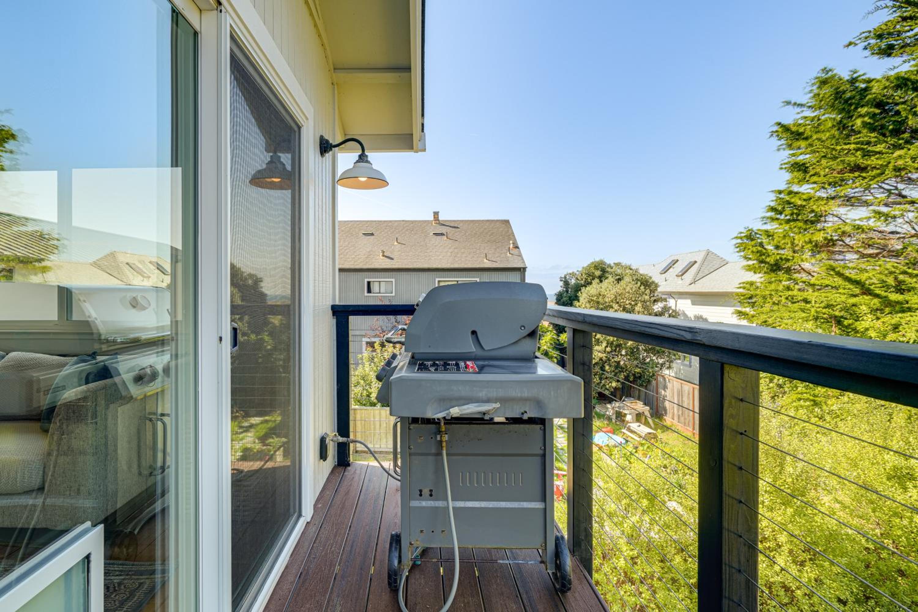 Steps to Ocean Luxe Family Home in Half Moon Bay!
