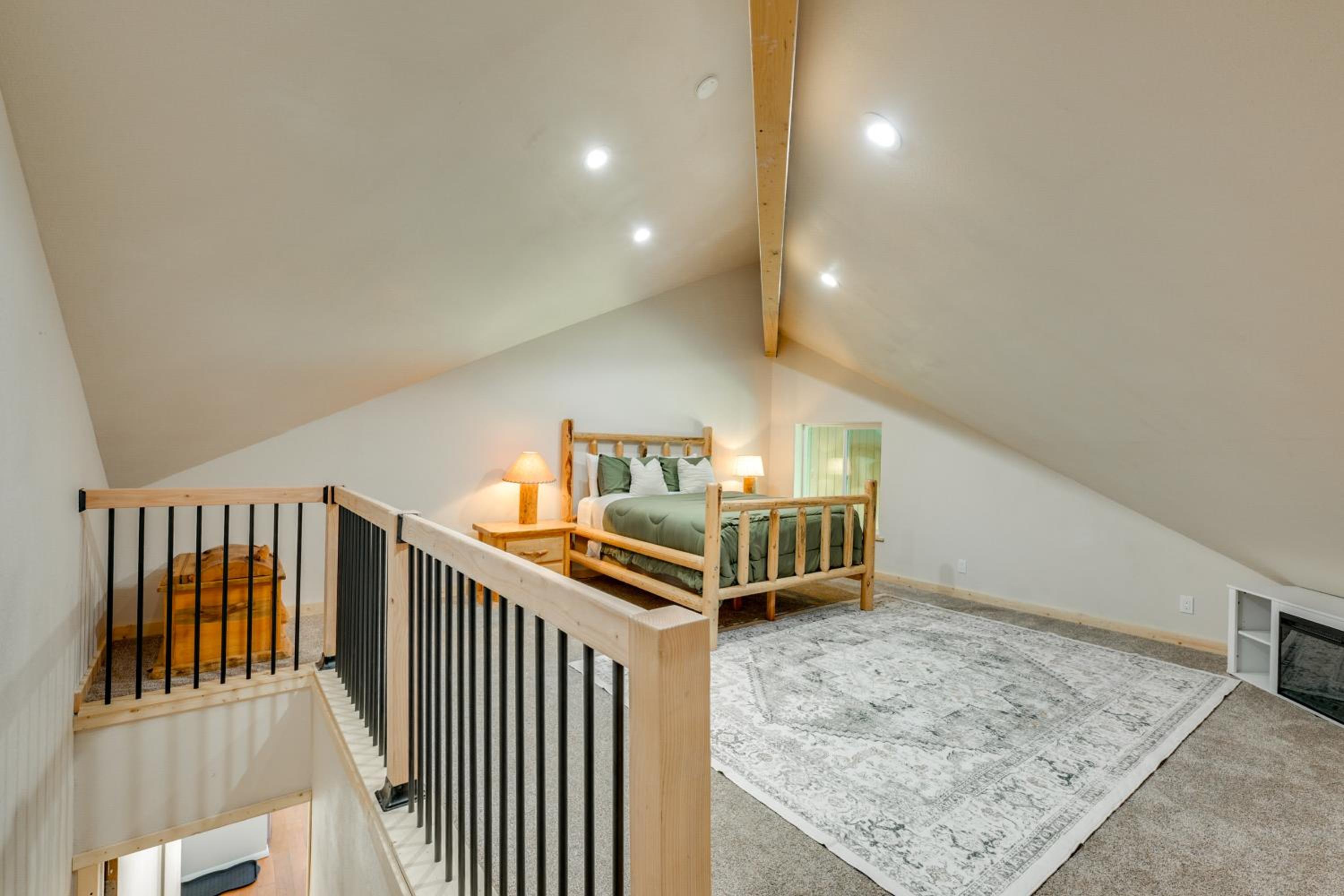 4 Mi to Dtwn Pagosa Springs Gem with Mtn Views!